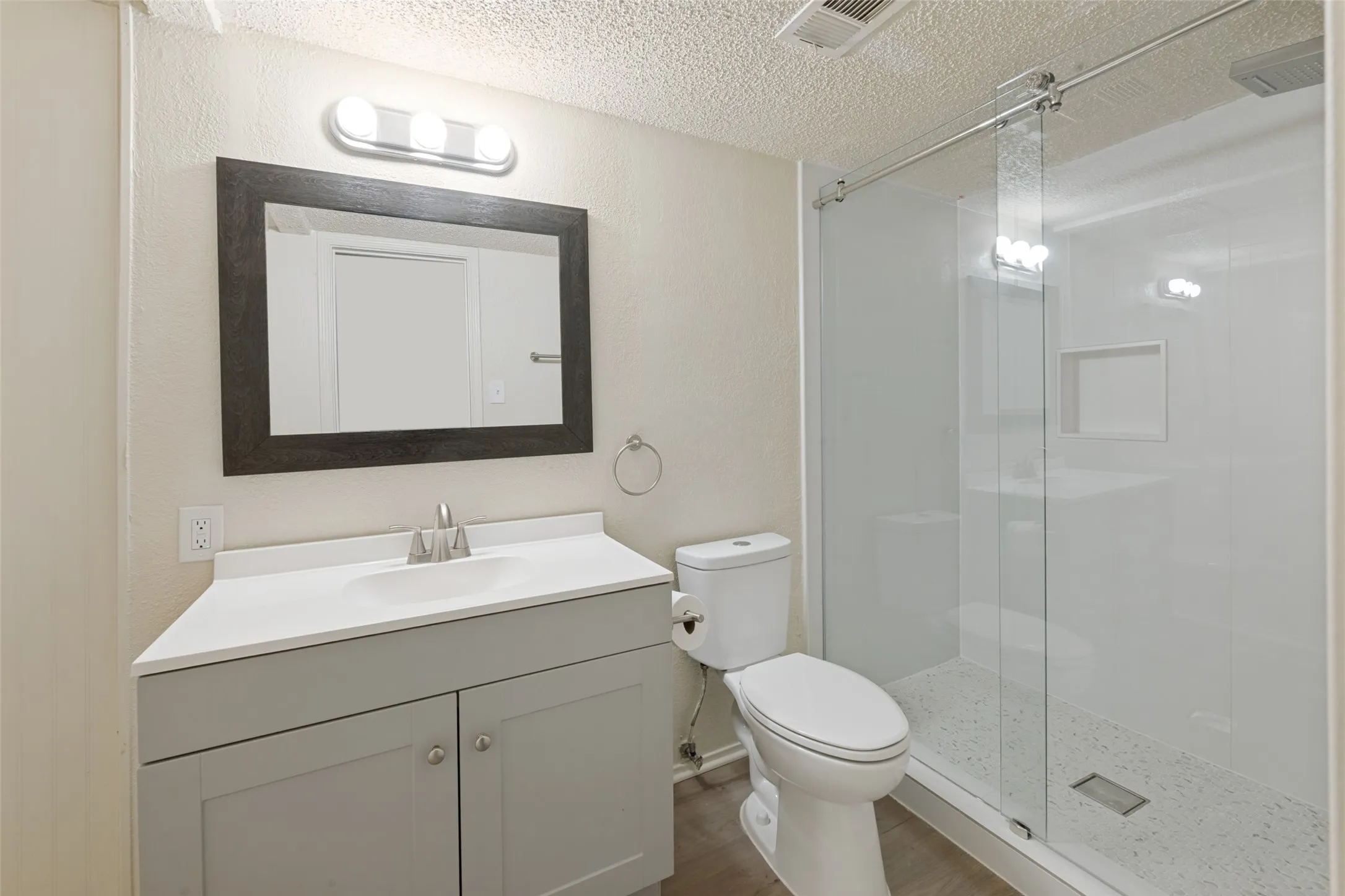 Secondary bathroom is connected to the third bedroom