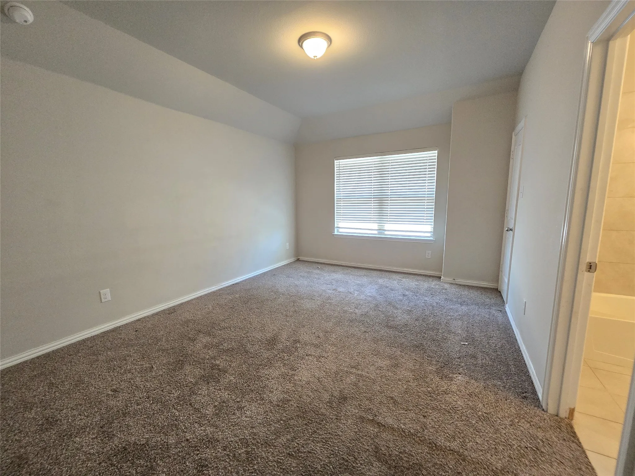 Single Family Residence For Rent in Kaufman County , 2009 Rosebury Lane, Forney, Texas 75126, 4 Bedroom, 4 Bathroom, 2 Garage spaces, 2,725 Sqft, built in 2019, mls#21383115, Real Estate Agent in Forney, Homes For Rent in Kaufman county, Homes For Rent in Forney, Realtor in Forney Texas, Real Estate Brokerage Independent Realty Texas, Luminita Cordes Realtor