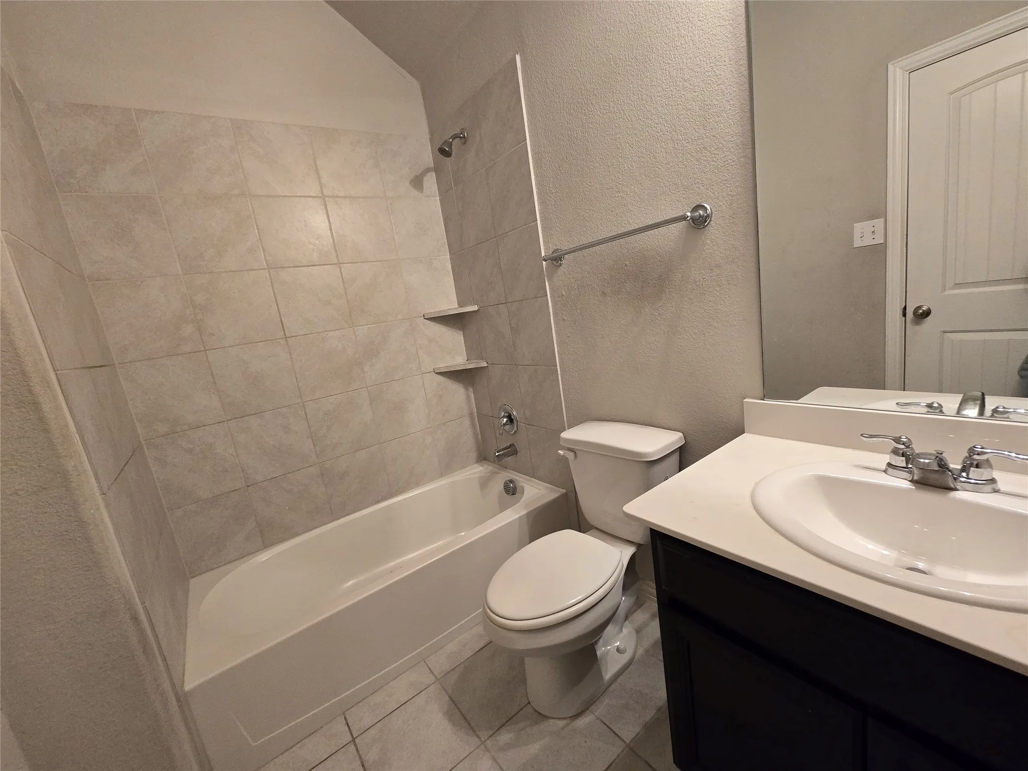 Single Family Residence For Rent in Kaufman County , 2009 Rosebury Lane, Forney, Texas 75126, 4 Bedroom, 4 Bathroom, 2 Garage spaces, 2,725 Sqft, built in 2019, mls#21383115, Real Estate Agent in Forney, Homes For Rent in Kaufman county, Homes For Rent in Forney, Realtor in Forney Texas, Real Estate Brokerage Independent Realty Texas, Luminita Cordes Realtor