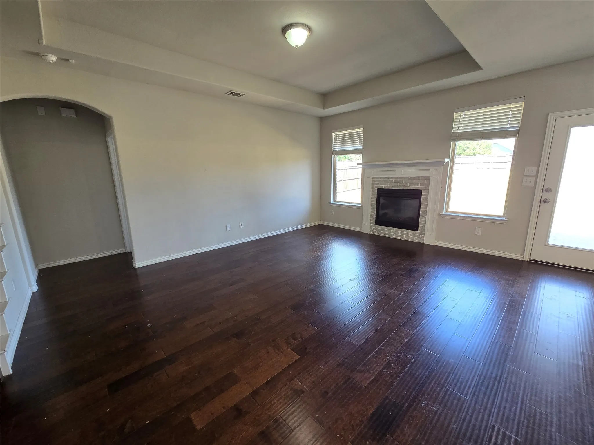 Single Family Residence For Rent in Kaufman County , 2009 Rosebury Lane, Forney, Texas 75126, 4 Bedroom, 4 Bathroom, 2 Garage spaces, 2,725 Sqft, built in 2019, mls#21383115, Real Estate Agent in Forney, Homes For Rent in Kaufman county, Homes For Rent in Forney, Realtor in Forney Texas, Real Estate Brokerage Independent Realty Texas, Luminita Cordes Realtor