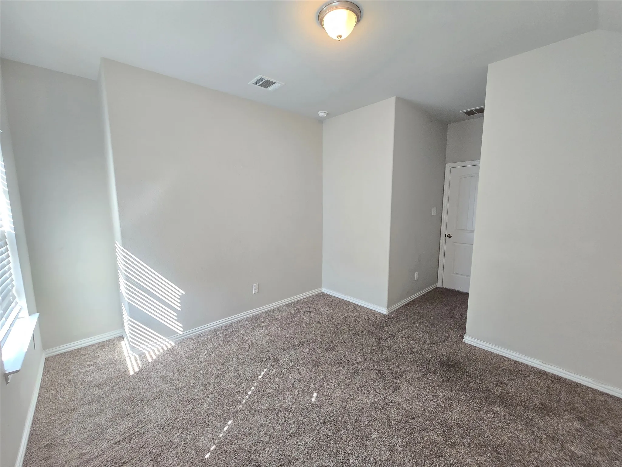 Single Family Residence For Rent in Kaufman County , 2009 Rosebury Lane, Forney, Texas 75126, 4 Bedroom, 4 Bathroom, 2 Garage spaces, 2,725 Sqft, built in 2019, mls#21383115, Real Estate Agent in Forney, Homes For Rent in Kaufman county, Homes For Rent in Forney, Realtor in Forney Texas, Real Estate Brokerage Independent Realty Texas, Luminita Cordes Realtor
