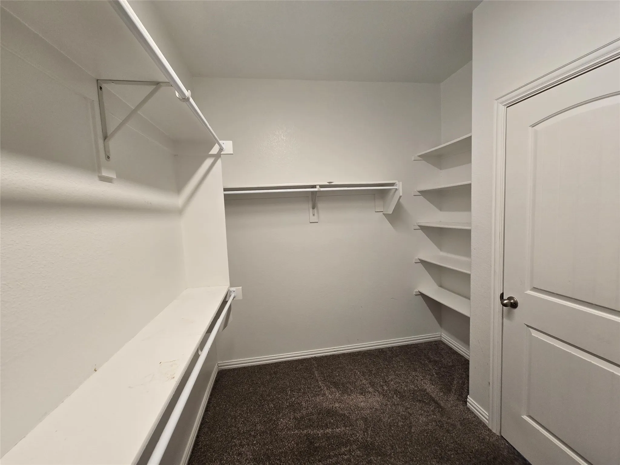 Single Family Residence For Rent in Kaufman County , 2009 Rosebury Lane, Forney, Texas 75126, 4 Bedroom, 4 Bathroom, 2 Garage spaces, 2,725 Sqft, built in 2019, mls#21383115, Real Estate Agent in Forney, Homes For Rent in Kaufman county, Homes For Rent in Forney, Realtor in Forney Texas, Real Estate Brokerage Independent Realty Texas, Luminita Cordes Realtor