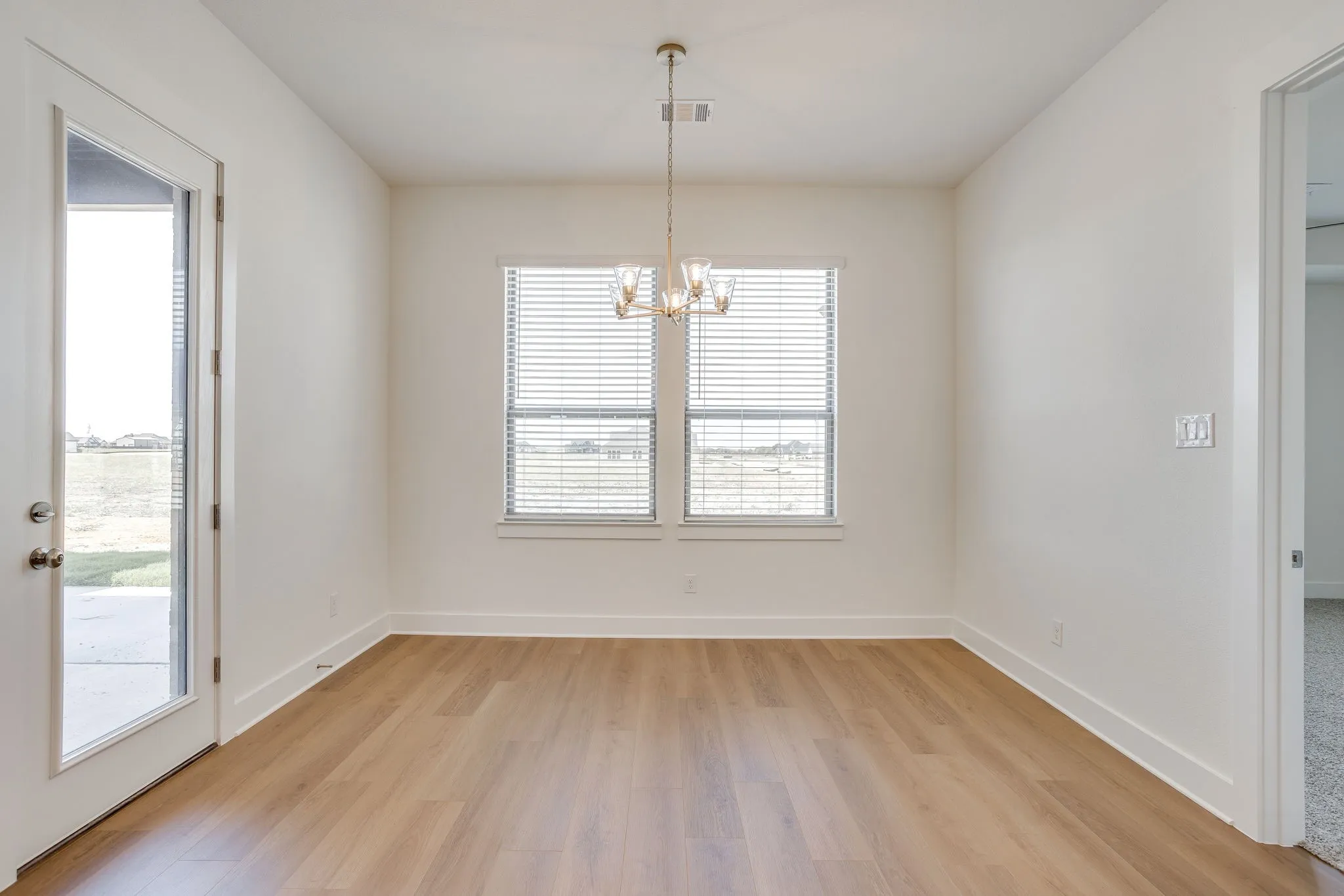 Single Family Residence For Sale in Ellis County , 10611 Rye Bread Lane, Venus, Texas 76084, 4 Bedroom, 3 Bathroom, 3 Garage spaces, 2,633 Sqft, built in 2026, mls#21382274, Real Estate Agent in Venus, Homes For Sale in Ellis county, Homes For Sale in Venus, Realtor in Venus Texas, Real Estate Brokerage Independent Realty Texas, Luminita Cordes Realtor