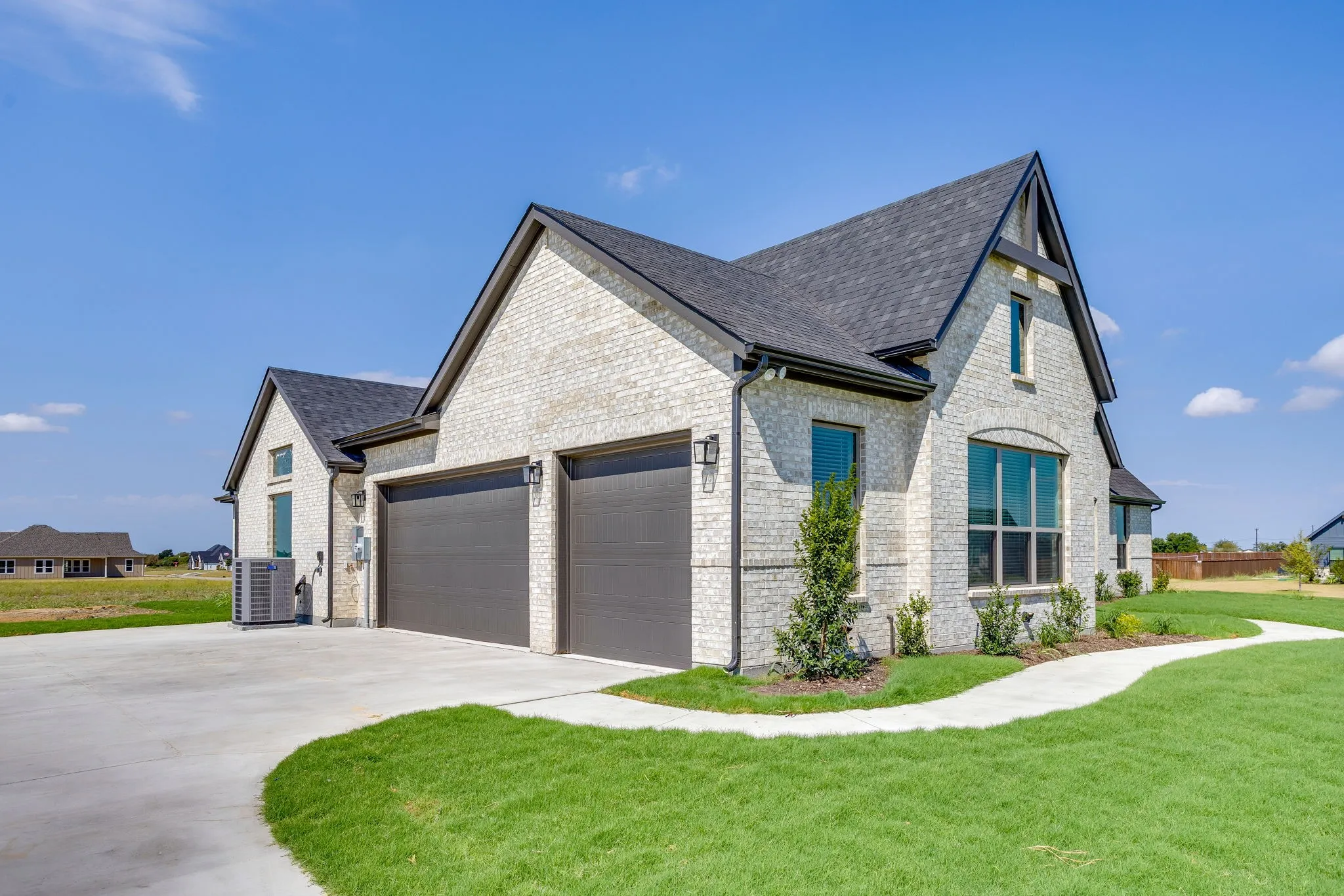 Single Family Residence For Sale in Ellis County , 10611 Rye Bread Lane, Venus, Texas 76084, 4 Bedroom, 3 Bathroom, 3 Garage spaces, 2,633 Sqft, built in 2026, mls#21382274, Real Estate Agent in Venus, Homes For Sale in Ellis county, Homes For Sale in Venus, Realtor in Venus Texas, Real Estate Brokerage Independent Realty Texas, Luminita Cordes Realtor