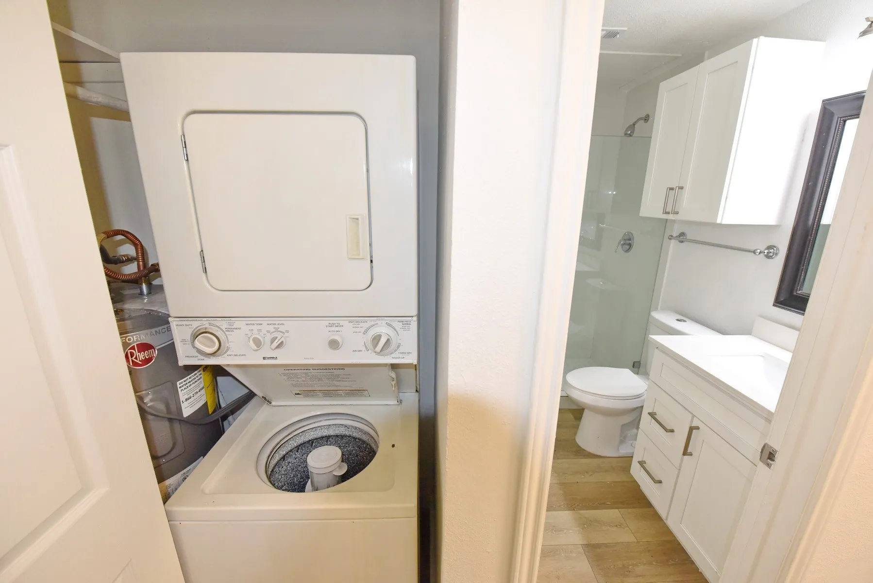 Condominium For Rent in Dallas County , 3701 Cedarplaza Lane 208, Dallas, Texas 75209, 1 Bedroom, 1 Bathroom, Garage spaces, 661 Sqft, built in 1986, mls#21383118, Real Estate Agent in Dallas, Homes For Rent in Dallas county, Homes For Rent in Dallas, Realtor in Dallas Texas, Real Estate Brokerage Independent Realty Texas, Luminita Cordes Realtor