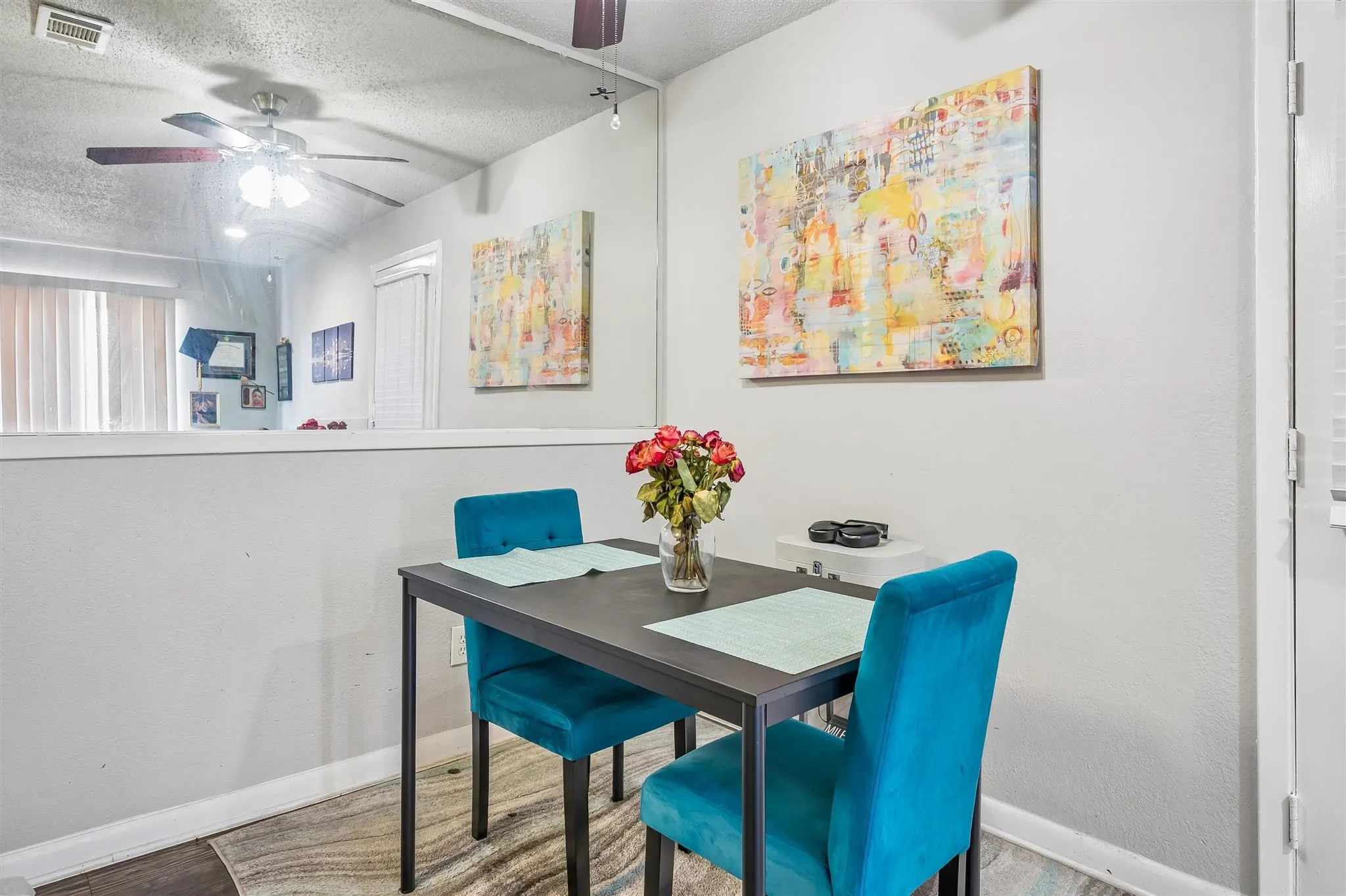 Condominium For Sale in Dallas County , 4502 Gaston Avenue 320, Dallas, Texas 75246, 1 Bedroom, 1 Bathroom, Garage spaces, 567 Sqft, built in 1984, mls#21363195, Real Estate Agent in Dallas, Homes For Sale in Dallas county, Homes For Sale in Dallas, Realtor in Dallas Texas, Real Estate Brokerage Independent Realty Texas, Luminita Cordes Realtor