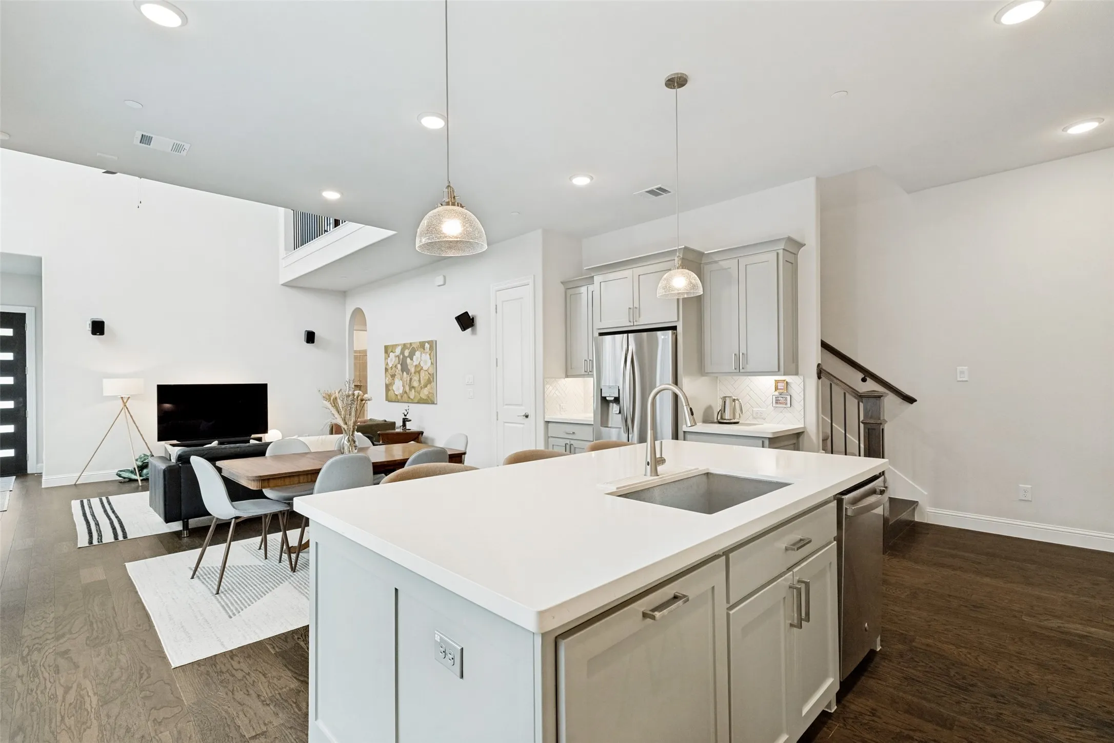 Single Family Residence For Sale in Collin County , 844 Timothy Drive, Allen, Texas 75013, 3 Bedroom, 4 Bathroom, 2 Garage spaces, 2,640 Sqft, built in 2020, mls#21381863, Real Estate Agent in Allen, Homes For Sale in Collin county, Homes For Sale in Allen, Realtor in Allen Texas, Real Estate Brokerage Independent Realty Texas, Luminita Cordes Realtor