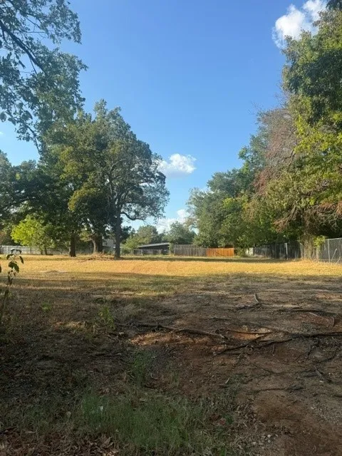 Unimproved Land For Sale in Lamar County , TBD 000 E PRICE Street, Paris, Texas 75460, 0, 0, Garage spaces, 0 Sqft, built in 0, mls#21383137, Real Estate Agent in Paris, Homes For Sale in Lamar county, Homes For Sale in Paris, Realtor in Paris Texas, Real Estate Brokerage Independent Realty Texas, Luminita Cordes Realtor