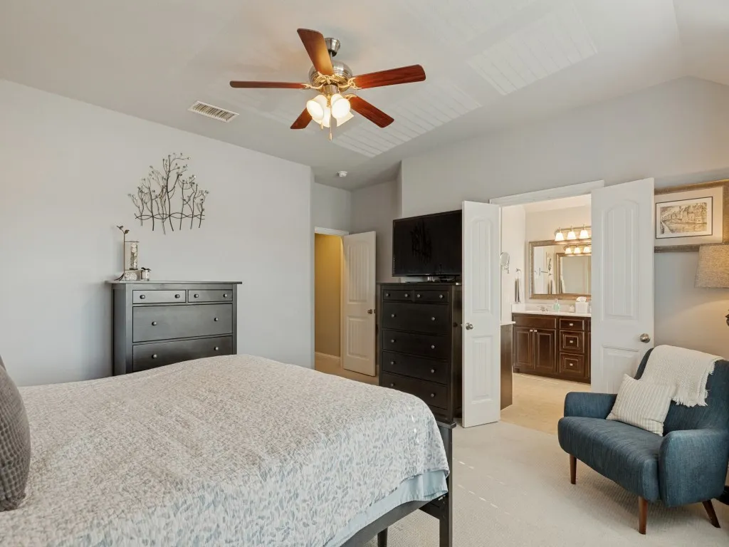 Single Family Residence For Sale in Collin County , 3717 Cobblecreek Drive, Mc Kinney, Texas 75070, 3 Bedroom, 3 Bathroom, 2 Garage spaces, 1,899 Sqft, built in 2015, mls#21382947, Real Estate Agent in Mc Kinney, Homes For Sale in Collin county, Homes For Sale in Mc Kinney, Realtor in Mc Kinney Texas, Real Estate Brokerage Independent Realty Texas, Luminita Cordes Realtor