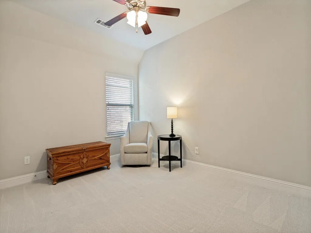 Single Family Residence For Sale in Collin County , 3717 Cobblecreek Drive, Mc Kinney, Texas 75070, 3 Bedroom, 3 Bathroom, 2 Garage spaces, 1,899 Sqft, built in 2015, mls#21382947, Real Estate Agent in Mc Kinney, Homes For Sale in Collin county, Homes For Sale in Mc Kinney, Realtor in Mc Kinney Texas, Real Estate Brokerage Independent Realty Texas, Luminita Cordes Realtor