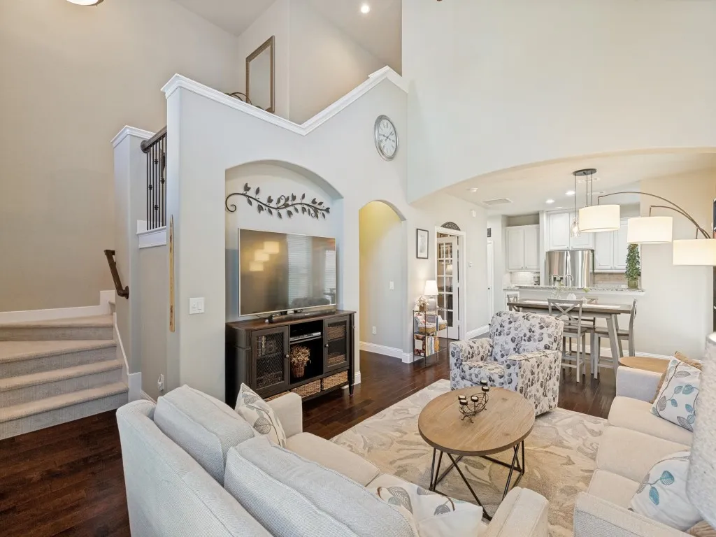 Single Family Residence For Sale in Collin County , 3717 Cobblecreek Drive, Mc Kinney, Texas 75070, 3 Bedroom, 3 Bathroom, 2 Garage spaces, 1,899 Sqft, built in 2015, mls#21382947, Real Estate Agent in Mc Kinney, Homes For Sale in Collin county, Homes For Sale in Mc Kinney, Realtor in Mc Kinney Texas, Real Estate Brokerage Independent Realty Texas, Luminita Cordes Realtor