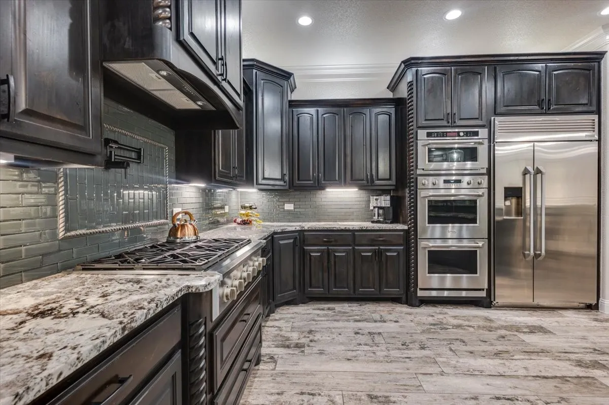 Single Family Residence For Sale in Tarrant County , 7839 Blanchard Way, Fort Worth, Texas 76126, 3 Bedroom, 4 Bathroom, 2 Garage spaces, 3,524 Sqft, built in 2019, mls#21379169, Real Estate Agent in Fort Worth, Homes For Sale in Tarrant county, Homes For Sale in Fort Worth, Realtor in Fort Worth Texas, Real Estate Brokerage Independent Realty Texas, Luminita Cordes Realtor