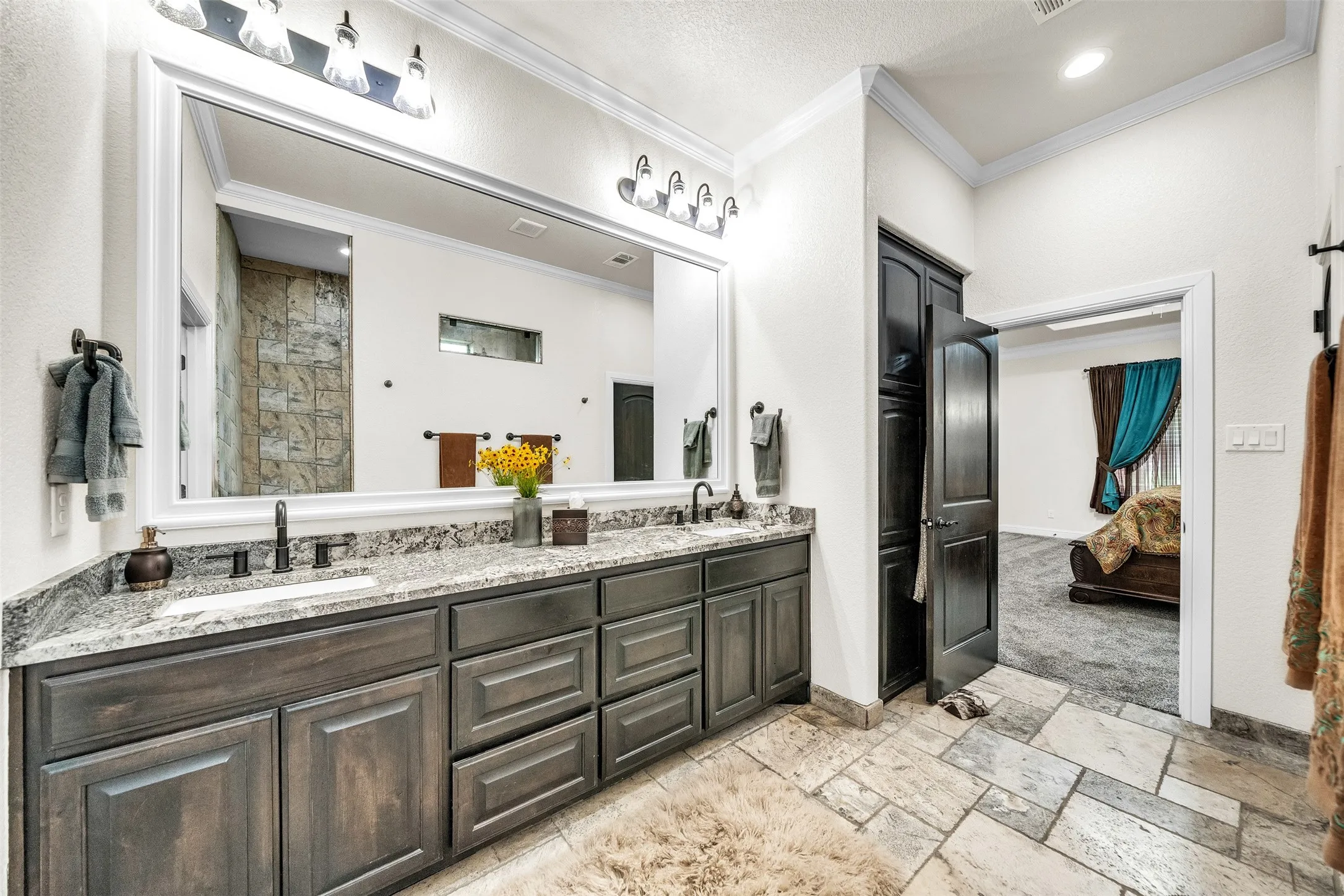 Single Family Residence For Sale in Tarrant County , 7839 Blanchard Way, Fort Worth, Texas 76126, 3 Bedroom, 4 Bathroom, 2 Garage spaces, 3,524 Sqft, built in 2019, mls#21379169, Real Estate Agent in Fort Worth, Homes For Sale in Tarrant county, Homes For Sale in Fort Worth, Realtor in Fort Worth Texas, Real Estate Brokerage Independent Realty Texas, Luminita Cordes Realtor