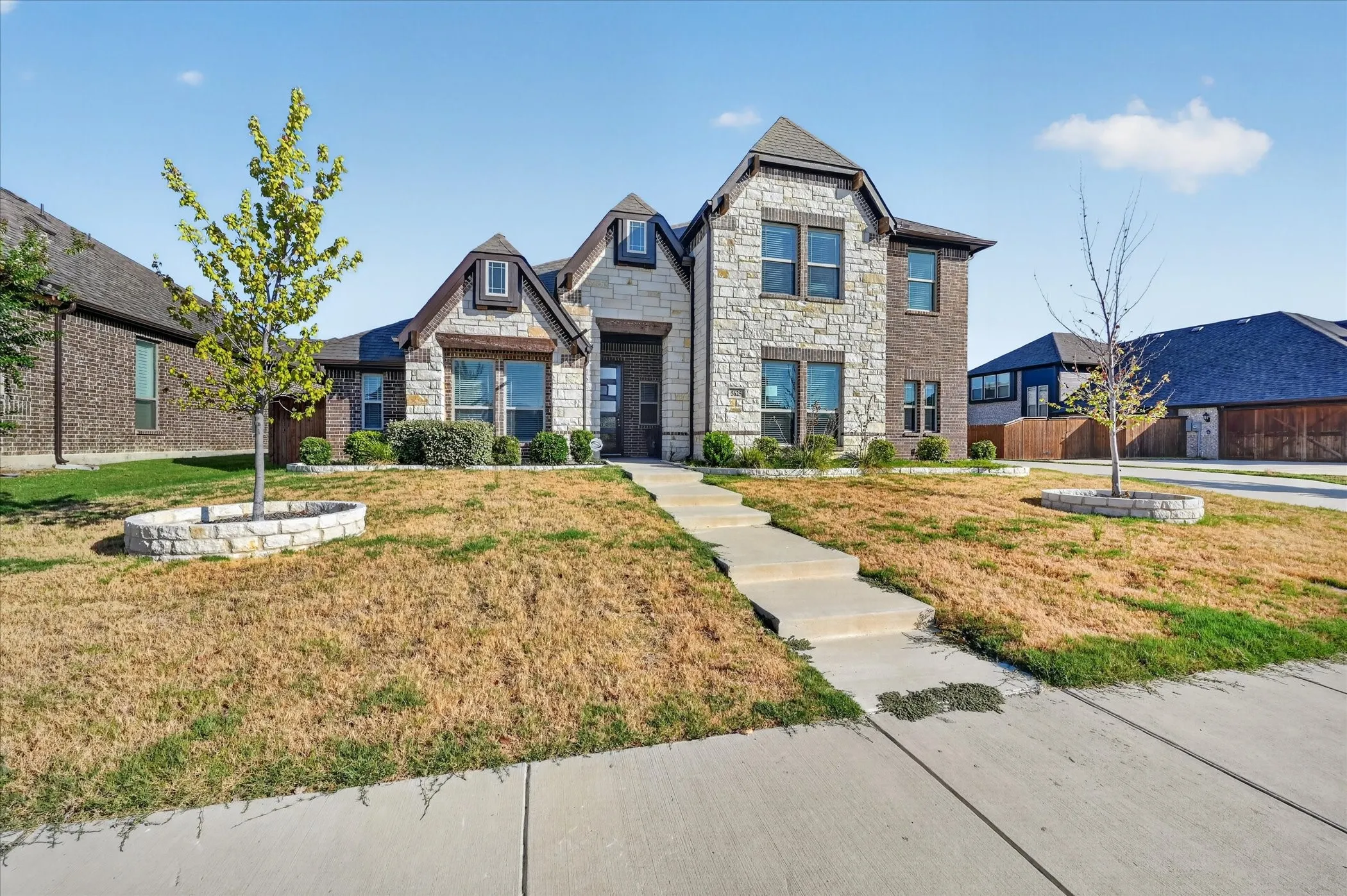Single Family Residence For Sale in Ellis County , 5625 Stone Lane, Midlothian, Texas 76065, 4 Bedroom, 3 Bathroom, 2 Garage spaces, 3,258 Sqft, built in 2022, mls#21381229, Real Estate Agent in Midlothian, Homes For Sale in Ellis county, Homes For Sale in Midlothian, Realtor in Midlothian Texas, Real Estate Brokerage Independent Realty Texas, Luminita Cordes Realtor
