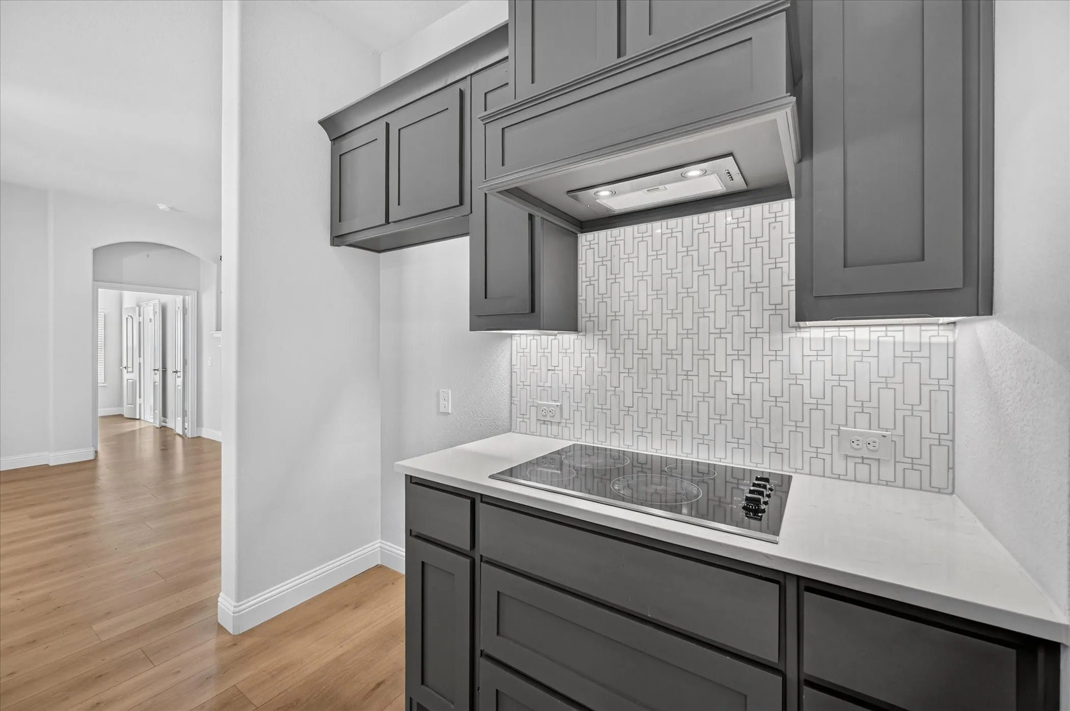 Single Family Residence For Sale in Ellis County , 5625 Stone Lane, Midlothian, Texas 76065, 4 Bedroom, 3 Bathroom, 2 Garage spaces, 3,258 Sqft, built in 2022, mls#21381229, Real Estate Agent in Midlothian, Homes For Sale in Ellis county, Homes For Sale in Midlothian, Realtor in Midlothian Texas, Real Estate Brokerage Independent Realty Texas, Luminita Cordes Realtor