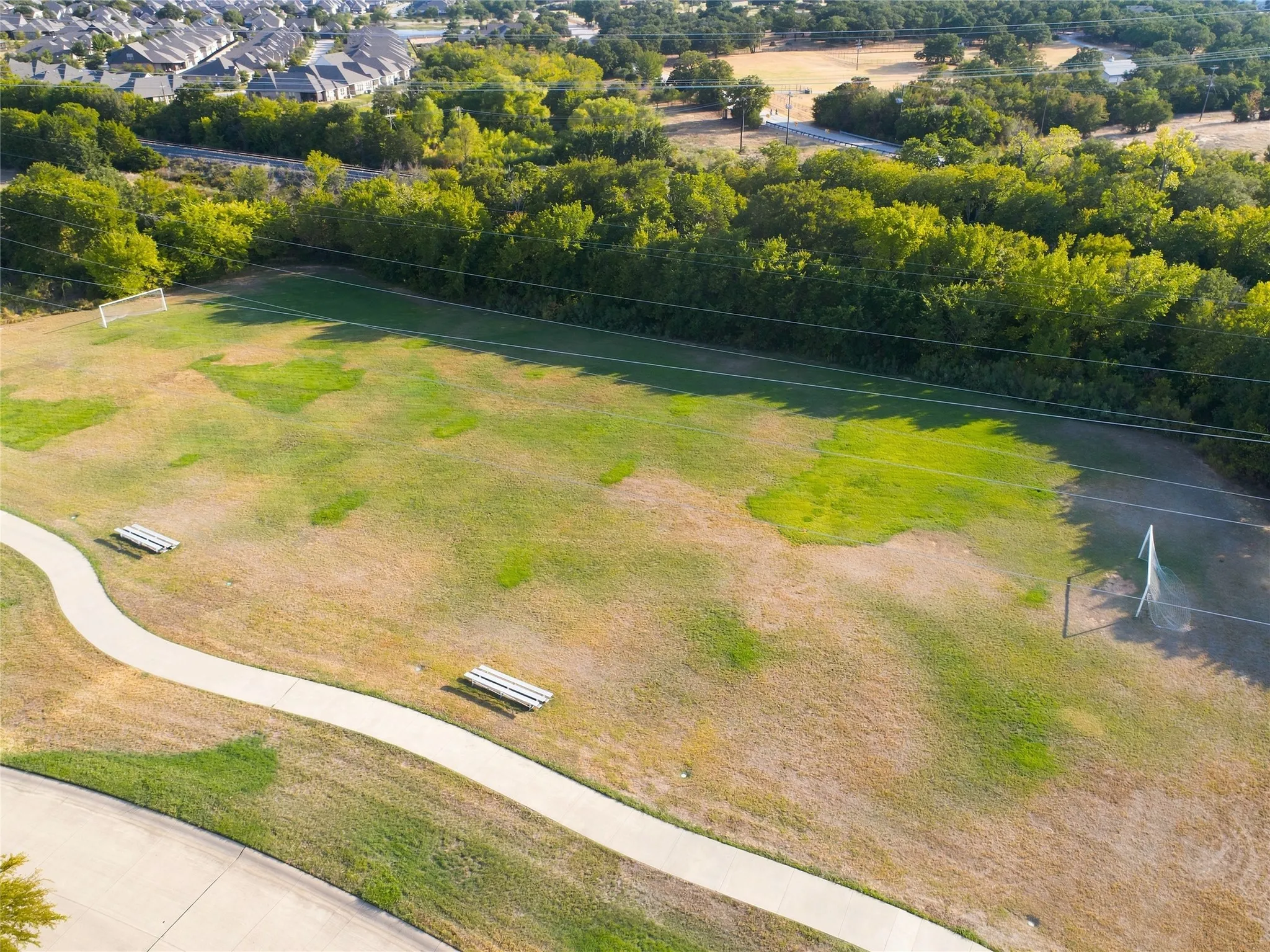 Single Family Residence For Sale in Denton County , 3416 Brighton Court, Highland Village, Texas 75077, 6 Bedroom, 4 Bathroom, 3 Garage spaces, 4,267 Sqft, built in 2001, mls#21382890, Real Estate Agent in Highland Village, Homes For Sale in Denton county, Homes For Sale in Highland Village, Realtor in Highland Village Texas, Real Estate Brokerage Independent Realty Texas, Luminita Cordes Realtor