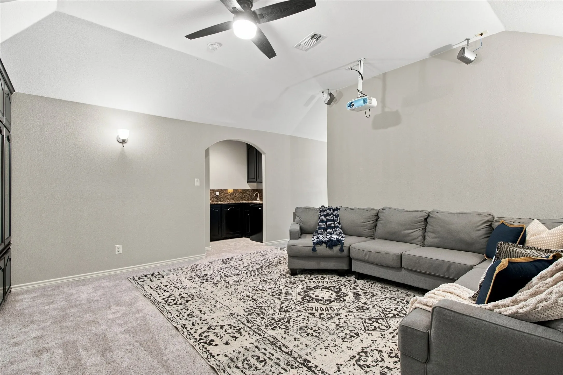 Single Family Residence For Sale in Denton County , 3416 Brighton Court, Highland Village, Texas 75077, 6 Bedroom, 4 Bathroom, 3 Garage spaces, 4,267 Sqft, built in 2001, mls#21382890, Real Estate Agent in Highland Village, Homes For Sale in Denton county, Homes For Sale in Highland Village, Realtor in Highland Village Texas, Real Estate Brokerage Independent Realty Texas, Luminita Cordes Realtor