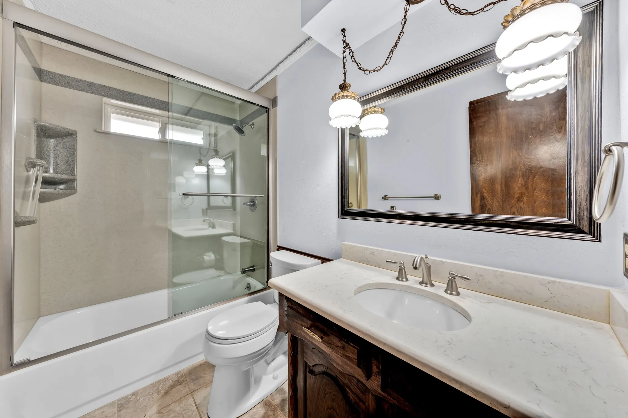 Single Family Residence For Sale in Dallas County , 1606 Clear Point Drive, Garland, Texas 75041, 3 Bedroom, 2 Bathroom, 2 Garage spaces, 2,095 Sqft, built in 1971, mls#21379415, Real Estate Agent in Garland, Homes For Sale in Dallas county, Homes For Sale in Garland, Realtor in Garland Texas, Real Estate Brokerage Independent Realty Texas, Luminita Cordes Realtor