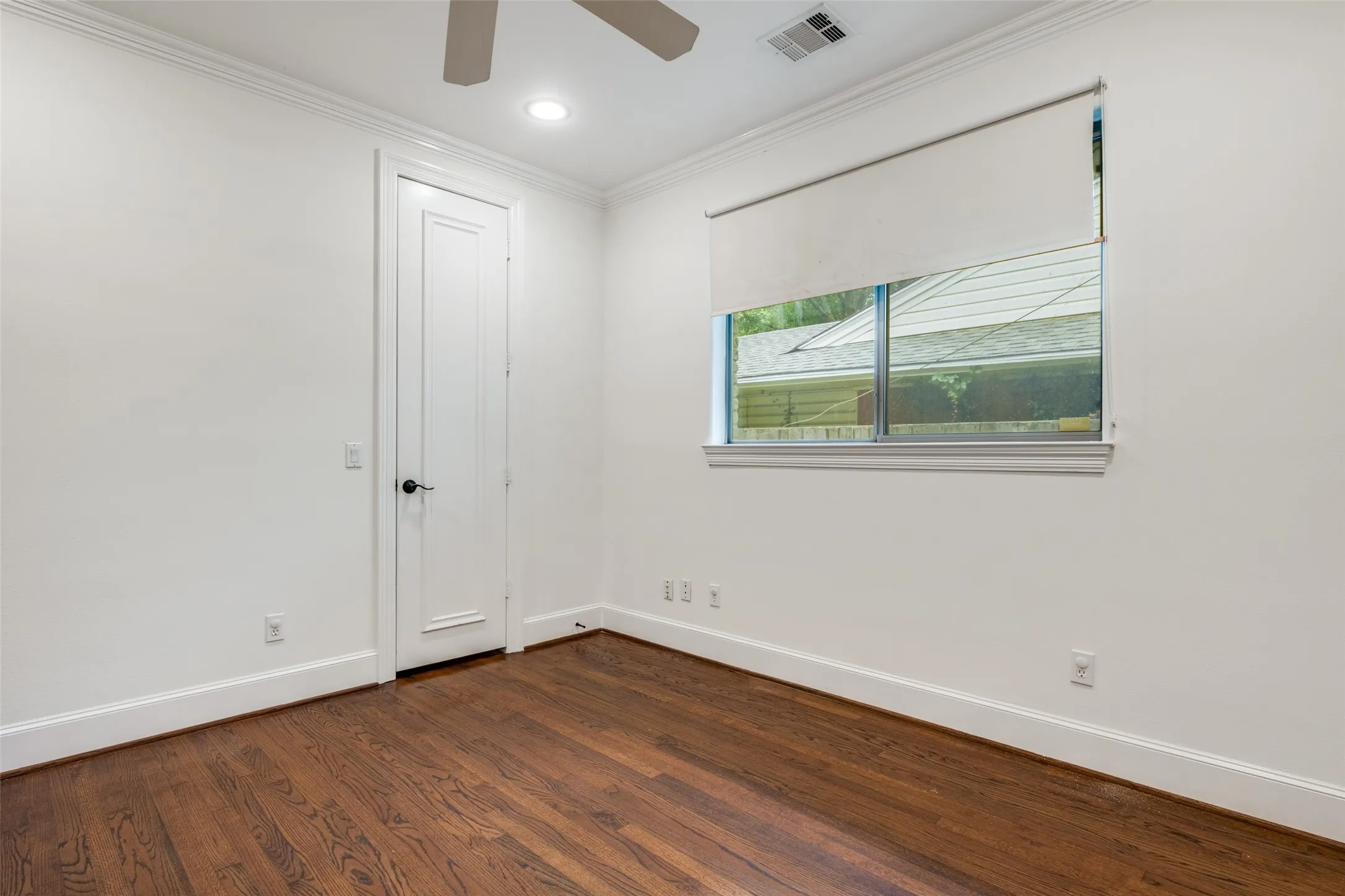 Single Family Residence For Sale in Dallas County , 7138 Westbrook Lane, Dallas, Texas 75214, 3 Bedroom, 2 Bathroom, Garage spaces, 2,235 Sqft, built in 1953, mls#21380875, Real Estate Agent in Dallas, Homes For Sale in Dallas county, Homes For Sale in Dallas, Realtor in Dallas Texas, Real Estate Brokerage Independent Realty Texas, Luminita Cordes Realtor