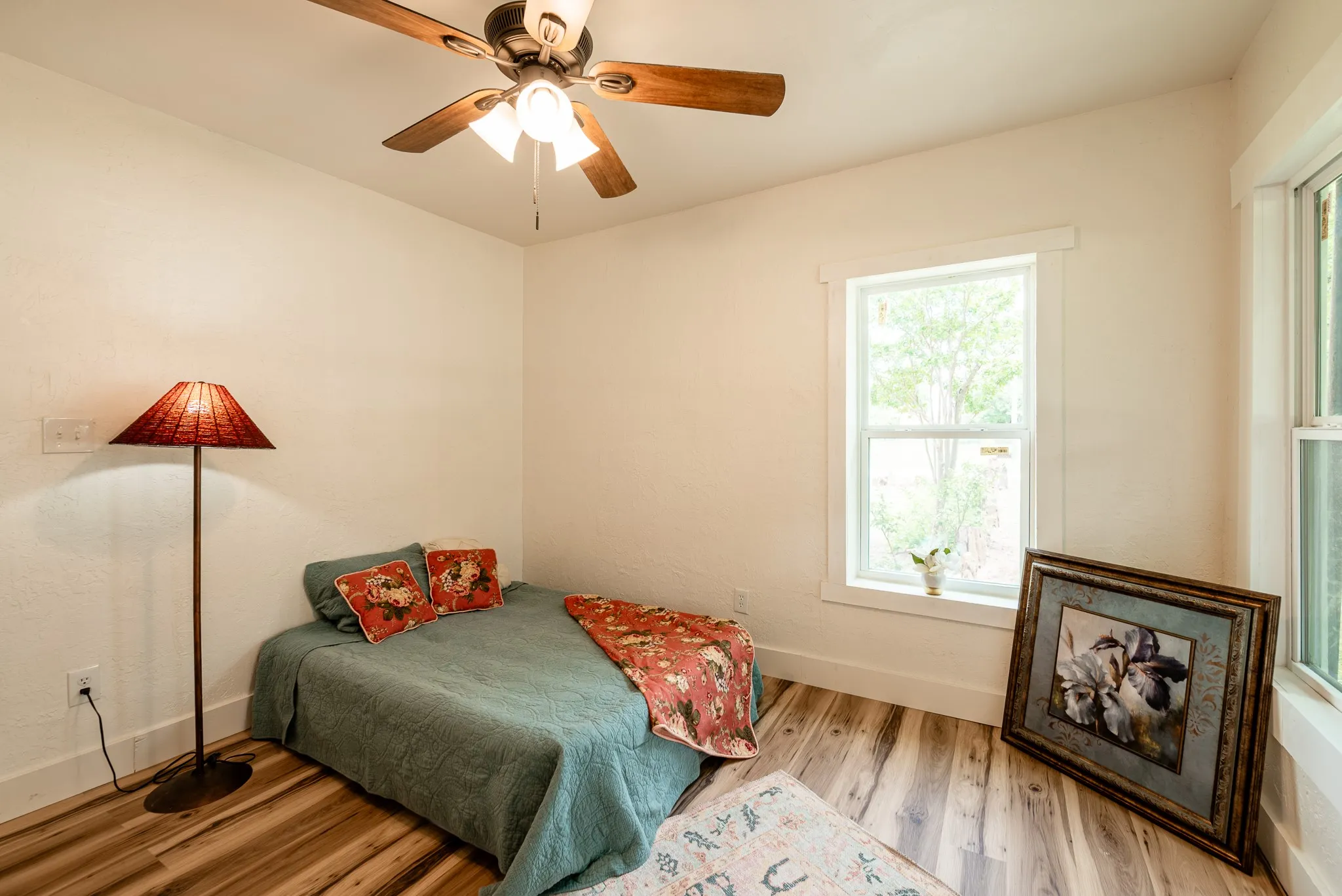 Single Family Residence For Sale in Callahan County , 801 N Avenue A, Cross Plains, Texas 76443, 2 Bedroom, 1 Bathroom, Garage spaces, 969 Sqft, built in 1920, mls#21380852, Real Estate Agent in Cross Plains, Homes For Sale in Callahan county, Homes For Sale in Cross Plains, Realtor in Cross Plains Texas, Real Estate Brokerage Independent Realty Texas, Luminita Cordes Realtor