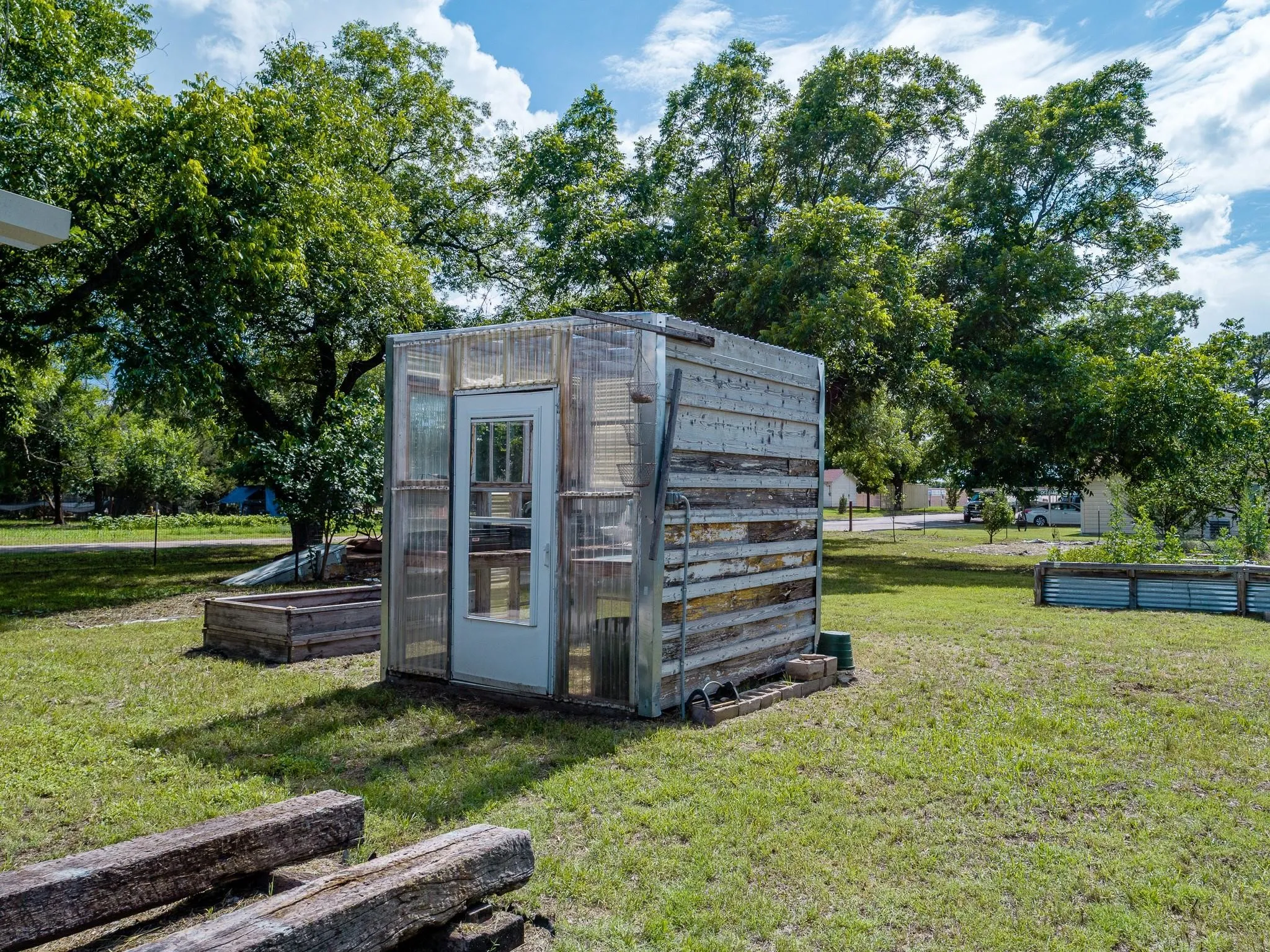 Single Family Residence For Sale in Callahan County , 801 N Avenue A, Cross Plains, Texas 76443, 2 Bedroom, 1 Bathroom, Garage spaces, 969 Sqft, built in 1920, mls#21380852, Real Estate Agent in Cross Plains, Homes For Sale in Callahan county, Homes For Sale in Cross Plains, Realtor in Cross Plains Texas, Real Estate Brokerage Independent Realty Texas, Luminita Cordes Realtor