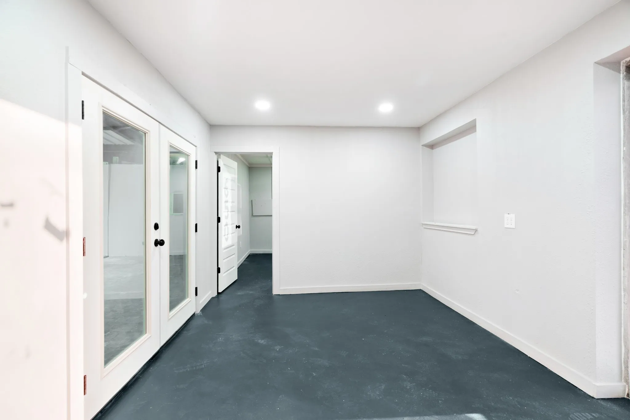 Business For Sale in Lamar County , 650 N Main Street, Paris, Texas 75460, 0, 0, Garage spaces, 0 Sqft, built in 1980, mls#21382895, Real Estate Agent in Paris, Homes For Sale in Lamar county, Homes For Sale in Paris, Realtor in Paris Texas, Real Estate Brokerage Independent Realty Texas, Luminita Cordes Realtor