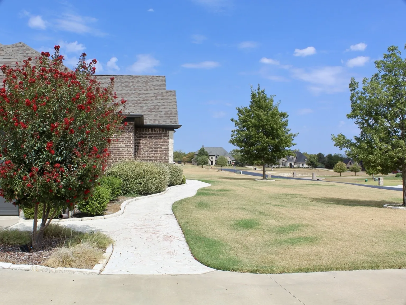 Single Family Residence For Rent in Collin County , 7061 Whispering Oaks, Mc Kinney, Texas 75071, 4 Bedroom, 3 Bathroom, 3 Garage spaces, 2,436 Sqft, built in 2018, mls#21380740, Real Estate Agent in Mc Kinney, Homes For Rent in Collin county, Homes For Rent in Mc Kinney, Realtor in Mc Kinney Texas, Real Estate Brokerage Independent Realty Texas, Luminita Cordes Realtor
