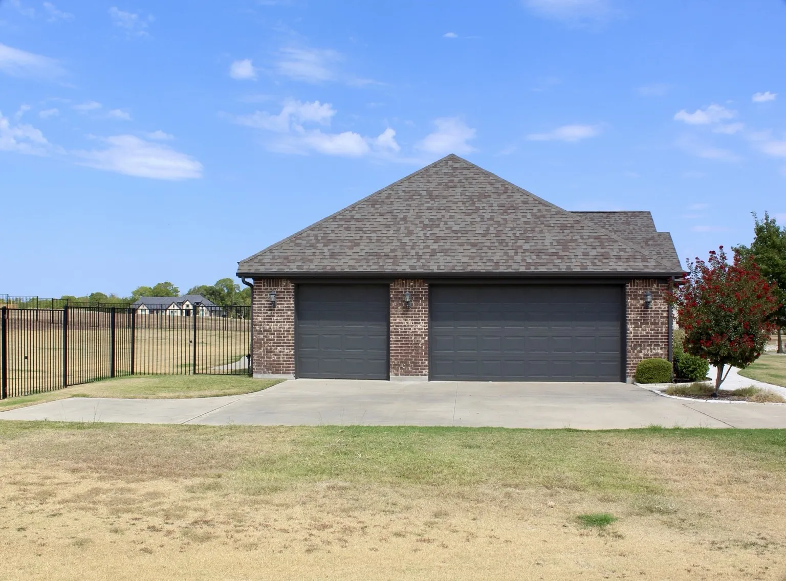 Single Family Residence For Rent in Collin County , 7061 Whispering Oaks, Mc Kinney, Texas 75071, 4 Bedroom, 3 Bathroom, 3 Garage spaces, 2,436 Sqft, built in 2018, mls#21380740, Real Estate Agent in Mc Kinney, Homes For Rent in Collin county, Homes For Rent in Mc Kinney, Realtor in Mc Kinney Texas, Real Estate Brokerage Independent Realty Texas, Luminita Cordes Realtor