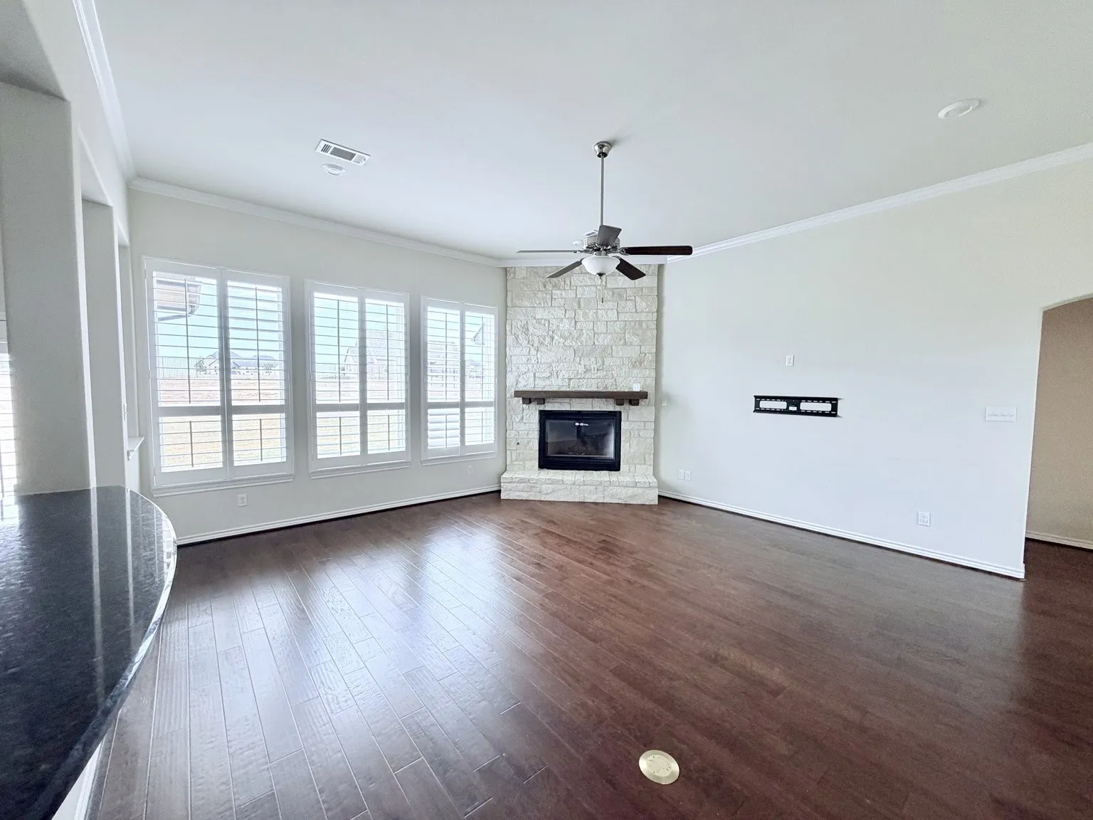 Single Family Residence For Rent in Collin County , 7061 Whispering Oaks, Mc Kinney, Texas 75071, 4 Bedroom, 3 Bathroom, 3 Garage spaces, 2,436 Sqft, built in 2018, mls#21380740, Real Estate Agent in Mc Kinney, Homes For Rent in Collin county, Homes For Rent in Mc Kinney, Realtor in Mc Kinney Texas, Real Estate Brokerage Independent Realty Texas, Luminita Cordes Realtor