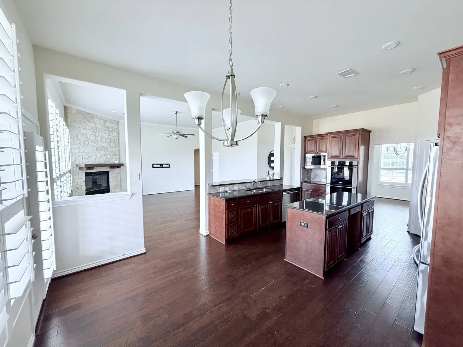 Single Family Residence For Rent in Collin County , 7061 Whispering Oaks, Mc Kinney, Texas 75071, 4 Bedroom, 3 Bathroom, 3 Garage spaces, 2,436 Sqft, built in 2018, mls#21380740, Real Estate Agent in Mc Kinney, Homes For Rent in Collin county, Homes For Rent in Mc Kinney, Realtor in Mc Kinney Texas, Real Estate Brokerage Independent Realty Texas, Luminita Cordes Realtor