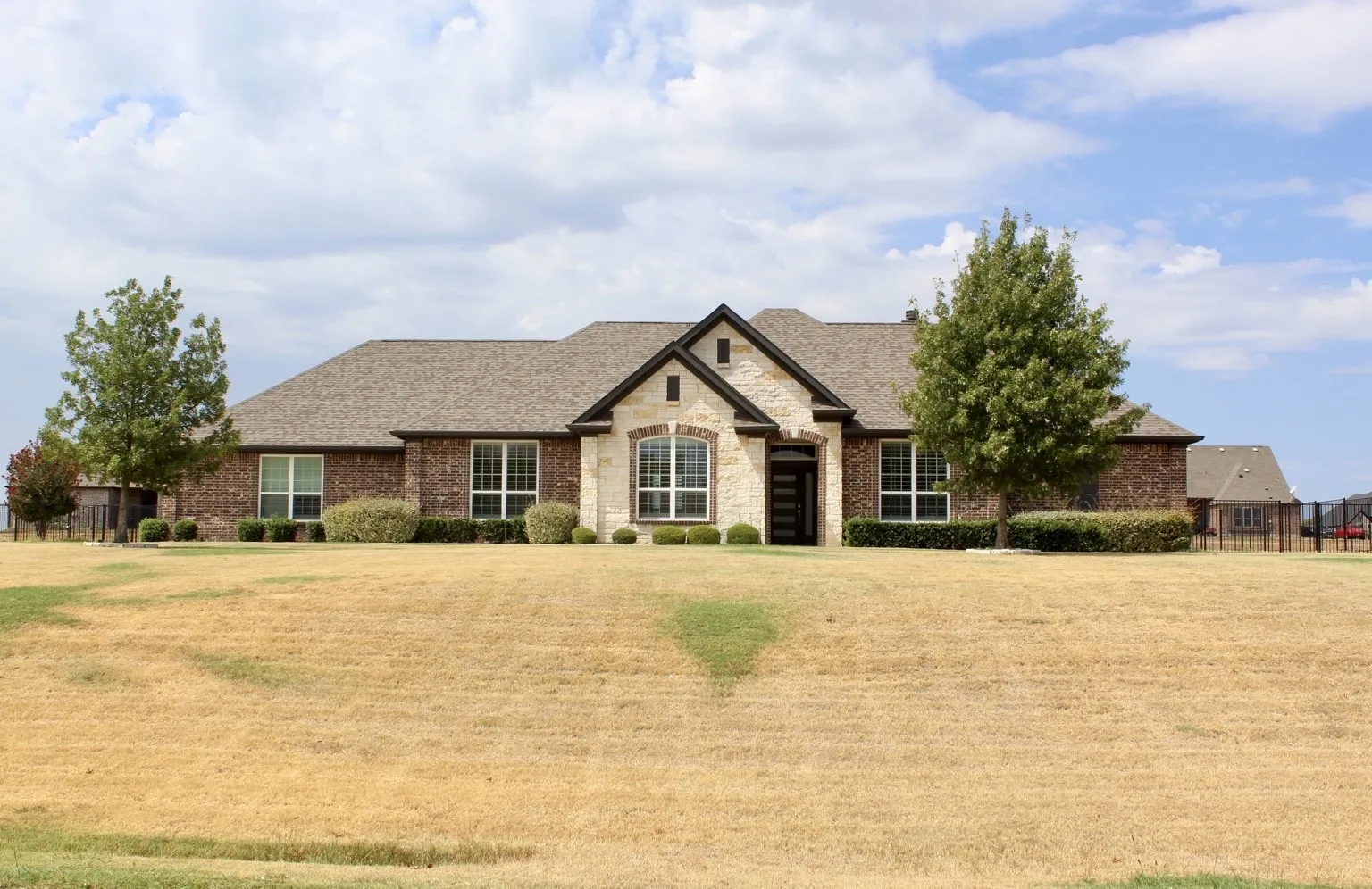 Single Family Residence For Rent in Collin County , 7061 Whispering Oaks, Mc Kinney, Texas 75071, 4 Bedroom, 3 Bathroom, 3 Garage spaces, 2,436 Sqft, built in 2018, mls#21380740, Real Estate Agent in Mc Kinney, Homes For Rent in Collin county, Homes For Rent in Mc Kinney, Realtor in Mc Kinney Texas, Real Estate Brokerage Independent Realty Texas, Luminita Cordes Realtor