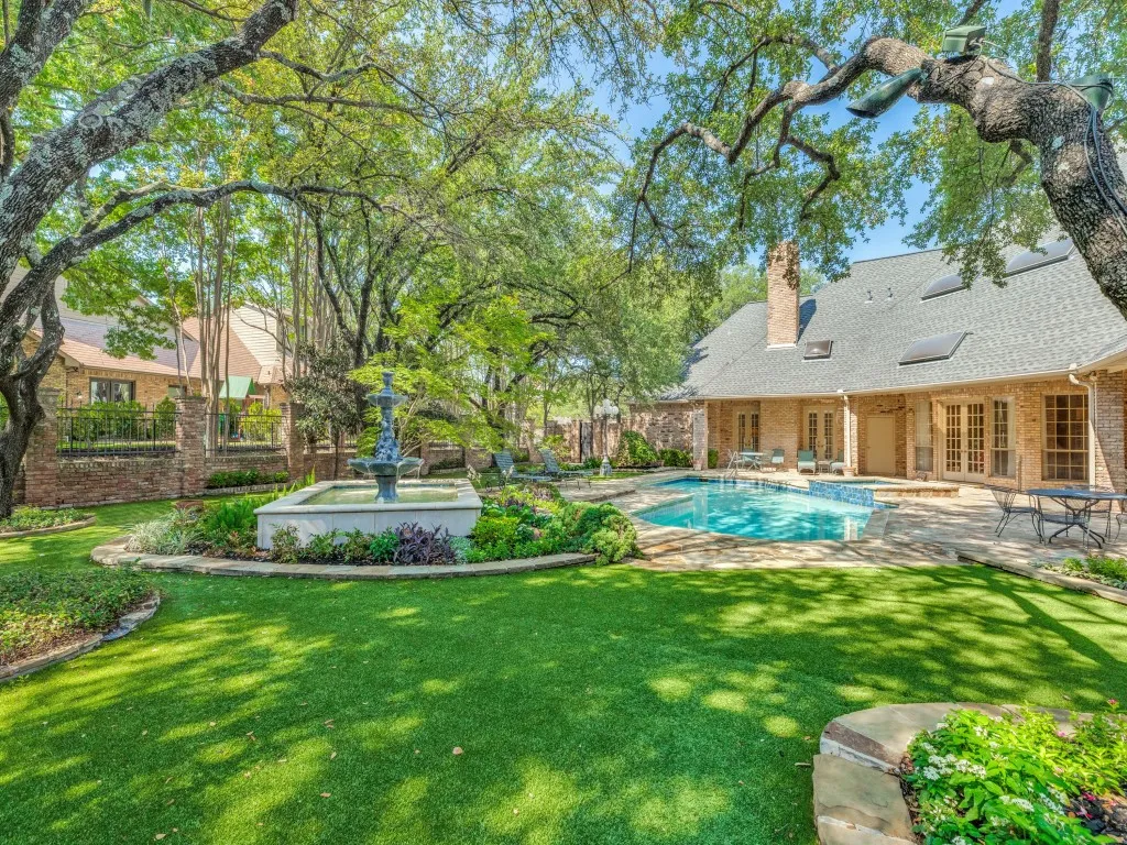 Single Family Residence For Sale in Collin County , 5324 Mariners Drive, Plano, Texas 75093, 5 Bedroom, 6 Bathroom, 4 Garage spaces, 5,953 Sqft, built in 1986, mls#21380550, Real Estate Agent in Plano, Homes For Sale in Collin county, Homes For Sale in Plano, Realtor in Plano Texas, Real Estate Brokerage Independent Realty Texas, Luminita Cordes Realtor