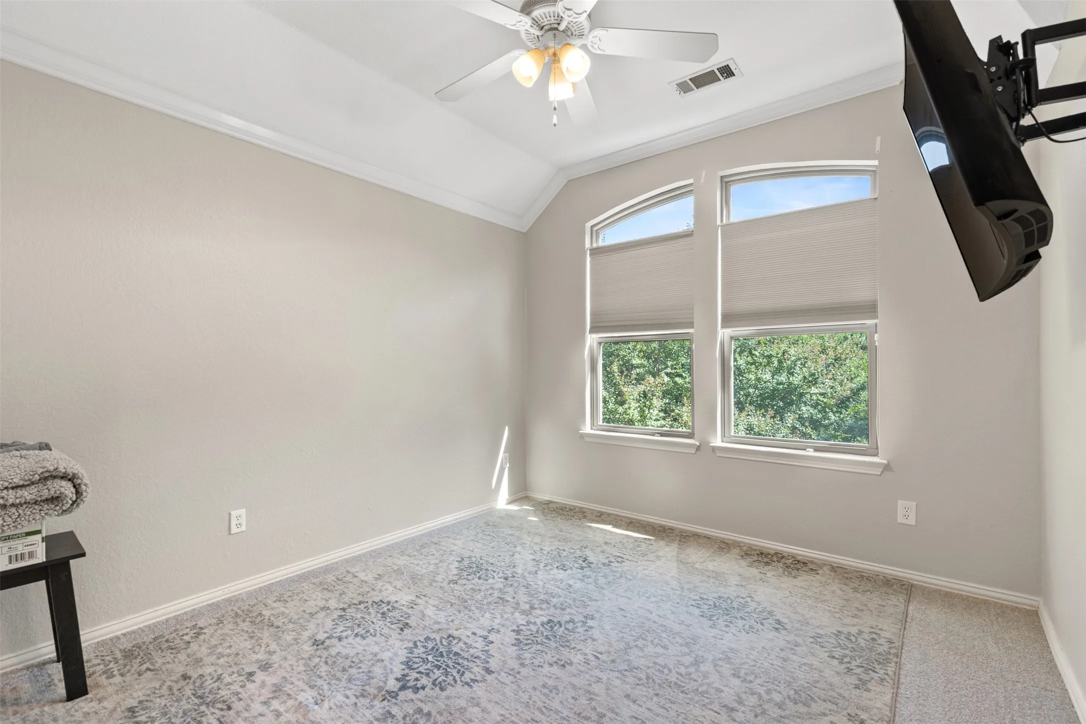 Single Family Residence For Sale in Collin County , 2904 Meadow Glen Drive, Mc Kinney, Texas 75072, 3 Bedroom, 3 Bathroom, 2 Garage spaces, 2,453 Sqft, built in 1994, mls#21383180, Real Estate Agent in Mc Kinney, Homes For Sale in Collin county, Homes For Sale in Mc Kinney, Realtor in Mc Kinney Texas, Real Estate Brokerage Independent Realty Texas, Luminita Cordes Realtor