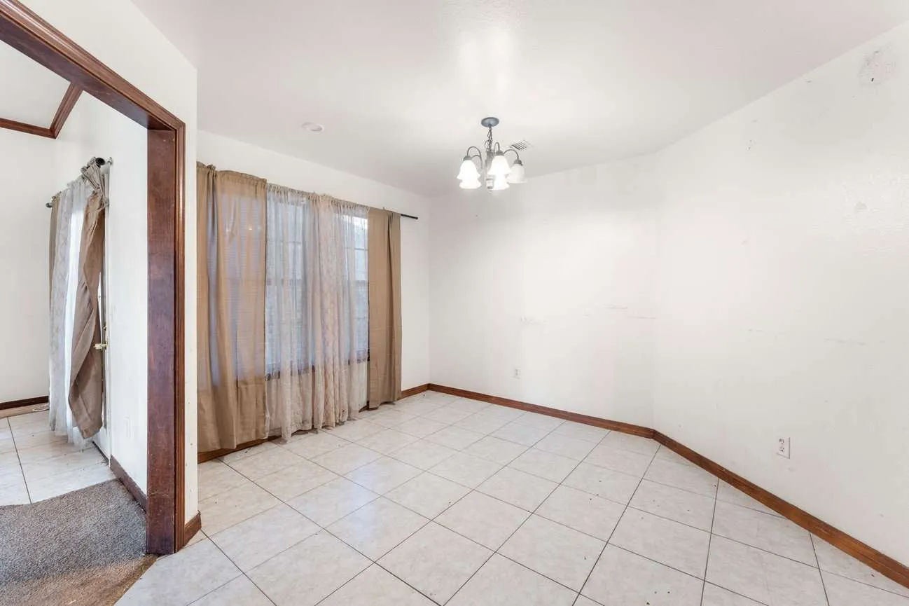 Single Family Residence For Sale in Randall County , 4218 Ross Street, Amarillo, Texas 79118, 4 Bedroom, 2 Bathroom, 2 Garage spaces, 1,760 Sqft, built in 2005, mls#21383206, Real Estate Agent in Amarillo, Homes For Sale in Randall county, Homes For Sale in Amarillo, Realtor in Amarillo Texas, Real Estate Brokerage Independent Realty Texas, Luminita Cordes Realtor