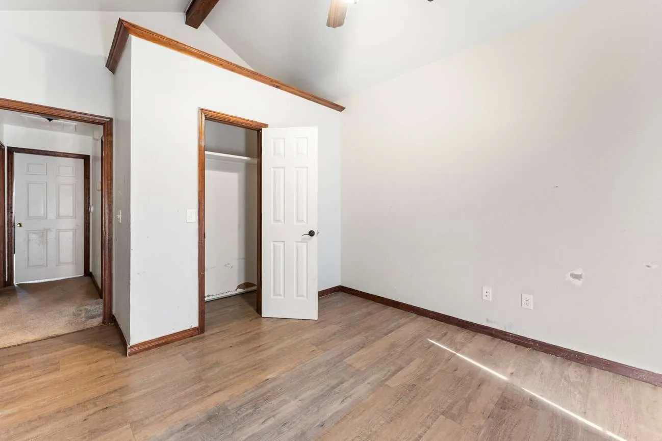 Single Family Residence For Sale in Randall County , 4218 Ross Street, Amarillo, Texas 79118, 4 Bedroom, 2 Bathroom, 2 Garage spaces, 1,760 Sqft, built in 2005, mls#21383206, Real Estate Agent in Amarillo, Homes For Sale in Randall county, Homes For Sale in Amarillo, Realtor in Amarillo Texas, Real Estate Brokerage Independent Realty Texas, Luminita Cordes Realtor