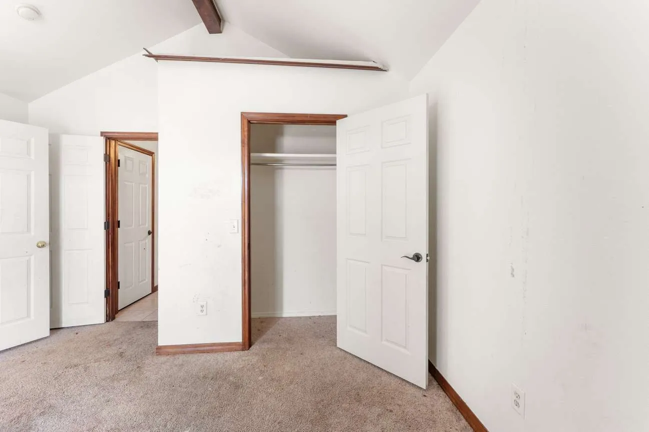 Single Family Residence For Sale in Randall County , 4218 Ross Street, Amarillo, Texas 79118, 4 Bedroom, 2 Bathroom, 2 Garage spaces, 1,760 Sqft, built in 2005, mls#21383206, Real Estate Agent in Amarillo, Homes For Sale in Randall county, Homes For Sale in Amarillo, Realtor in Amarillo Texas, Real Estate Brokerage Independent Realty Texas, Luminita Cordes Realtor