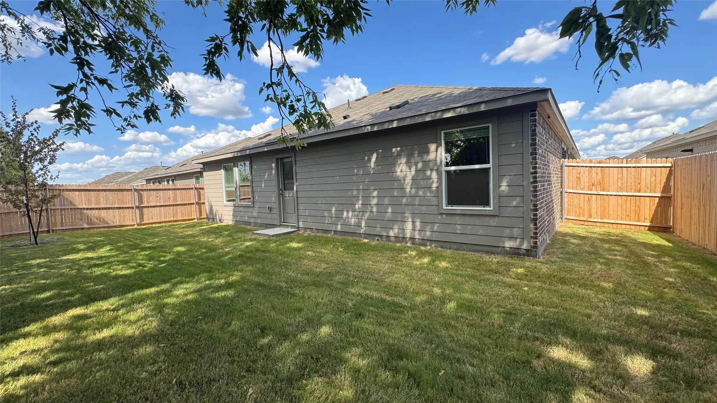 Single Family Residence For Rent in Tarrant County , 436 Sambal Drive, Fort Worth, Texas 76140, 4 Bedroom, 2 Bathroom, 2 Garage spaces, 2,047 Sqft, built in 2026, mls#21382584, Real Estate Agent in Fort Worth, Homes For Rent in Tarrant county, Homes For Rent in Fort Worth, Realtor in Fort Worth Texas, Real Estate Brokerage Independent Realty Texas, Luminita Cordes Realtor