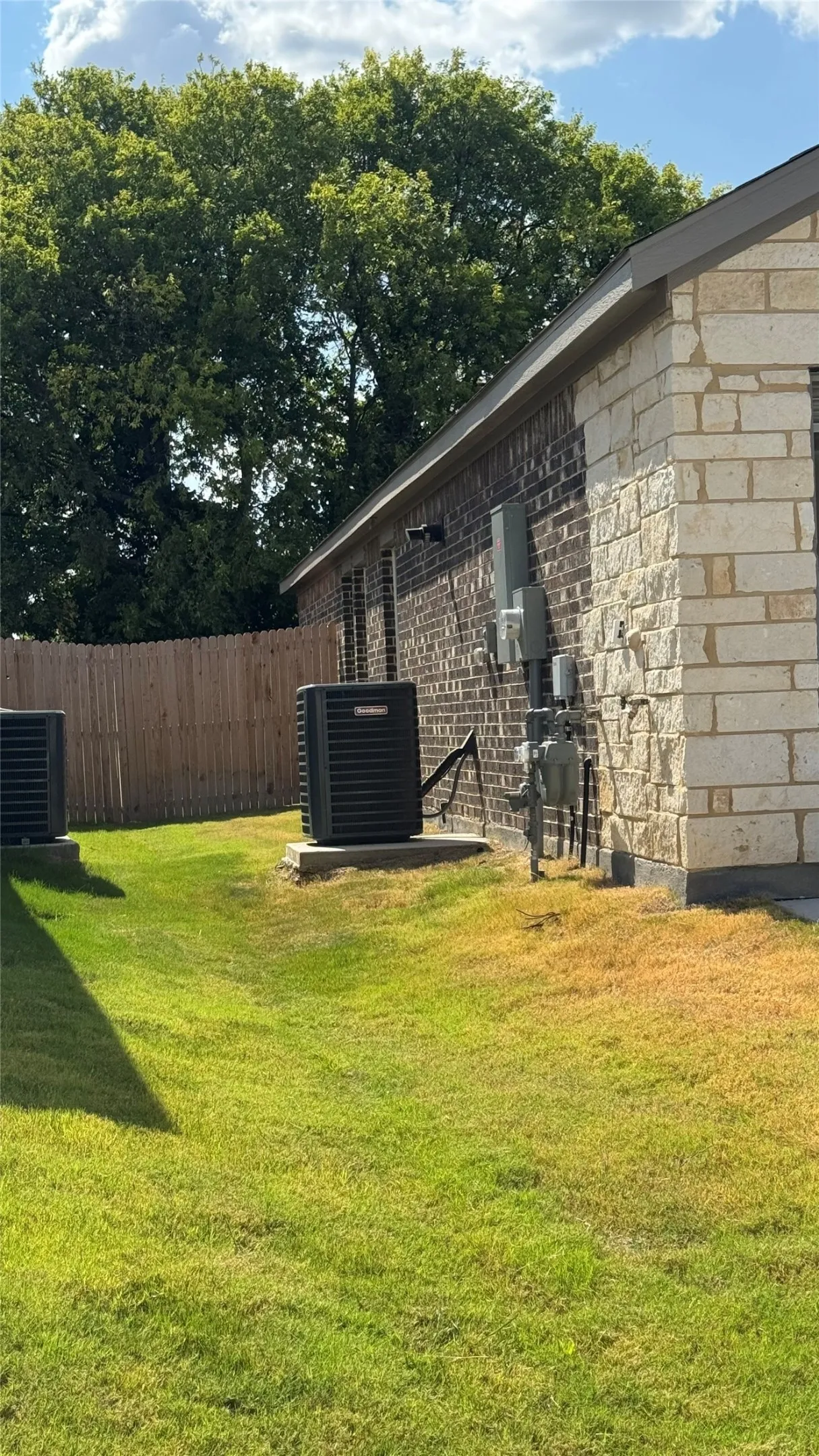 Single Family Residence For Rent in Tarrant County , 436 Sambal Drive, Fort Worth, Texas 76140, 4 Bedroom, 2 Bathroom, 2 Garage spaces, 2,047 Sqft, built in 2026, mls#21382584, Real Estate Agent in Fort Worth, Homes For Rent in Tarrant county, Homes For Rent in Fort Worth, Realtor in Fort Worth Texas, Real Estate Brokerage Independent Realty Texas, Luminita Cordes Realtor