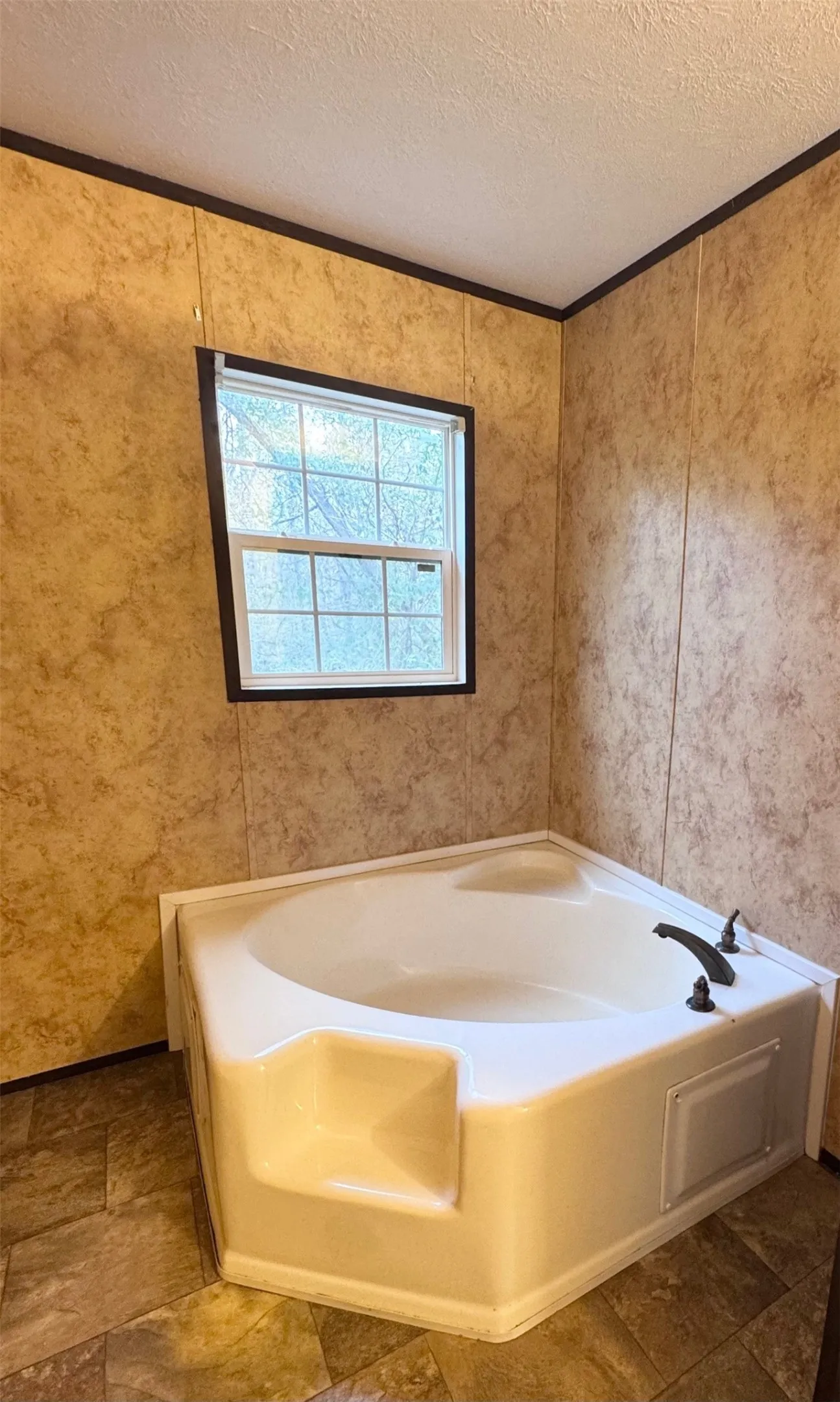 Single Family Residence For Rent in Harrison County , 212 Cedar Court, Harleton, Texas 75651, 4 Bedroom, 2 Bathroom, Garage spaces, 1,512 Sqft, built in 2013, mls#21383057, Real Estate Agent in Harleton, Homes For Rent in Harrison county, Homes For Rent in Harleton, Realtor in Harleton Texas, Real Estate Brokerage Independent Realty Texas, Luminita Cordes Realtor