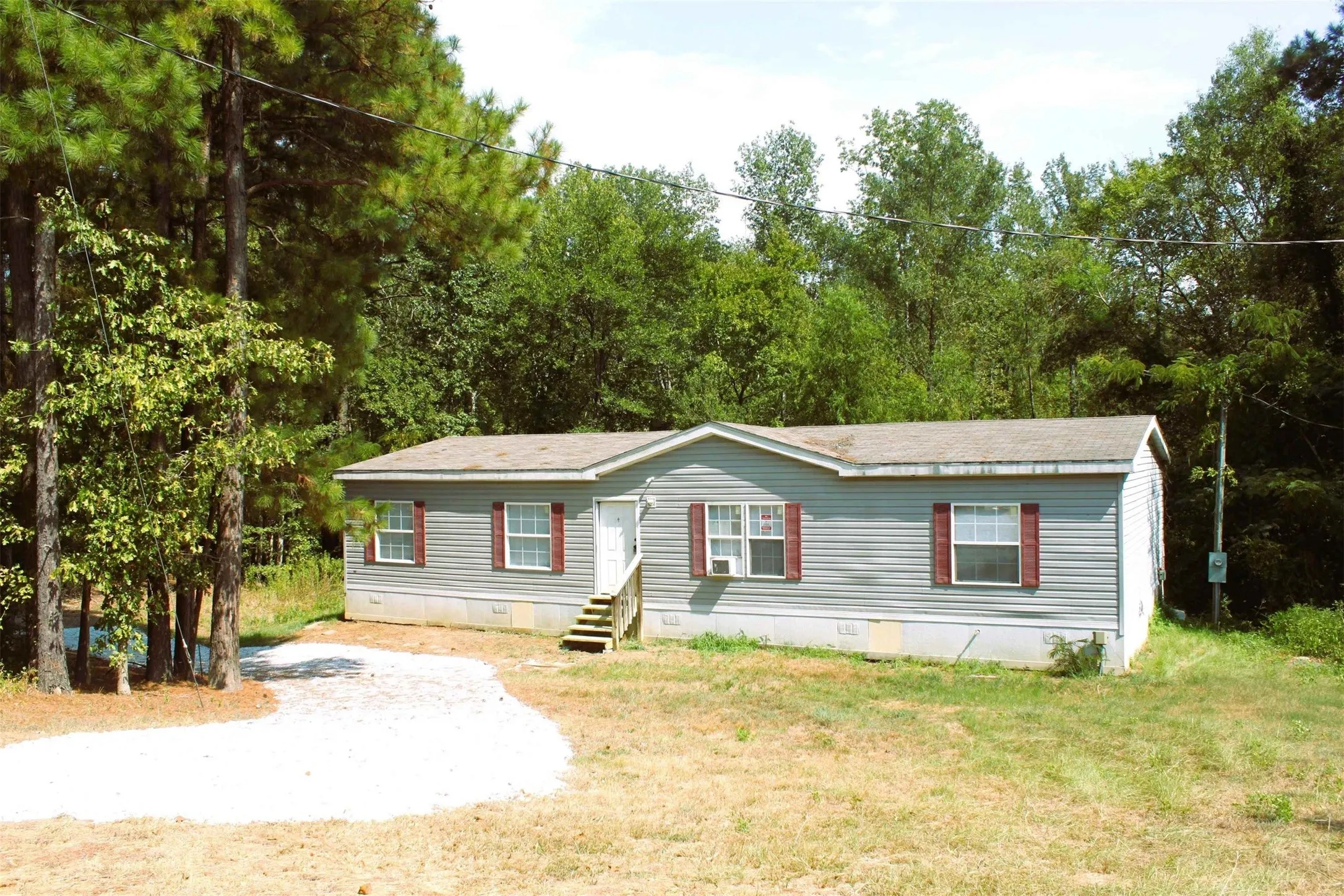 Single Family Residence For Rent in Harrison County , 212 Cedar Court, Harleton, Texas 75651, 4 Bedroom, 2 Bathroom, Garage spaces, 1,512 Sqft, built in 2013, mls#21383057, Real Estate Agent in Harleton, Homes For Rent in Harrison county, Homes For Rent in Harleton, Realtor in Harleton Texas, Real Estate Brokerage Independent Realty Texas, Luminita Cordes Realtor