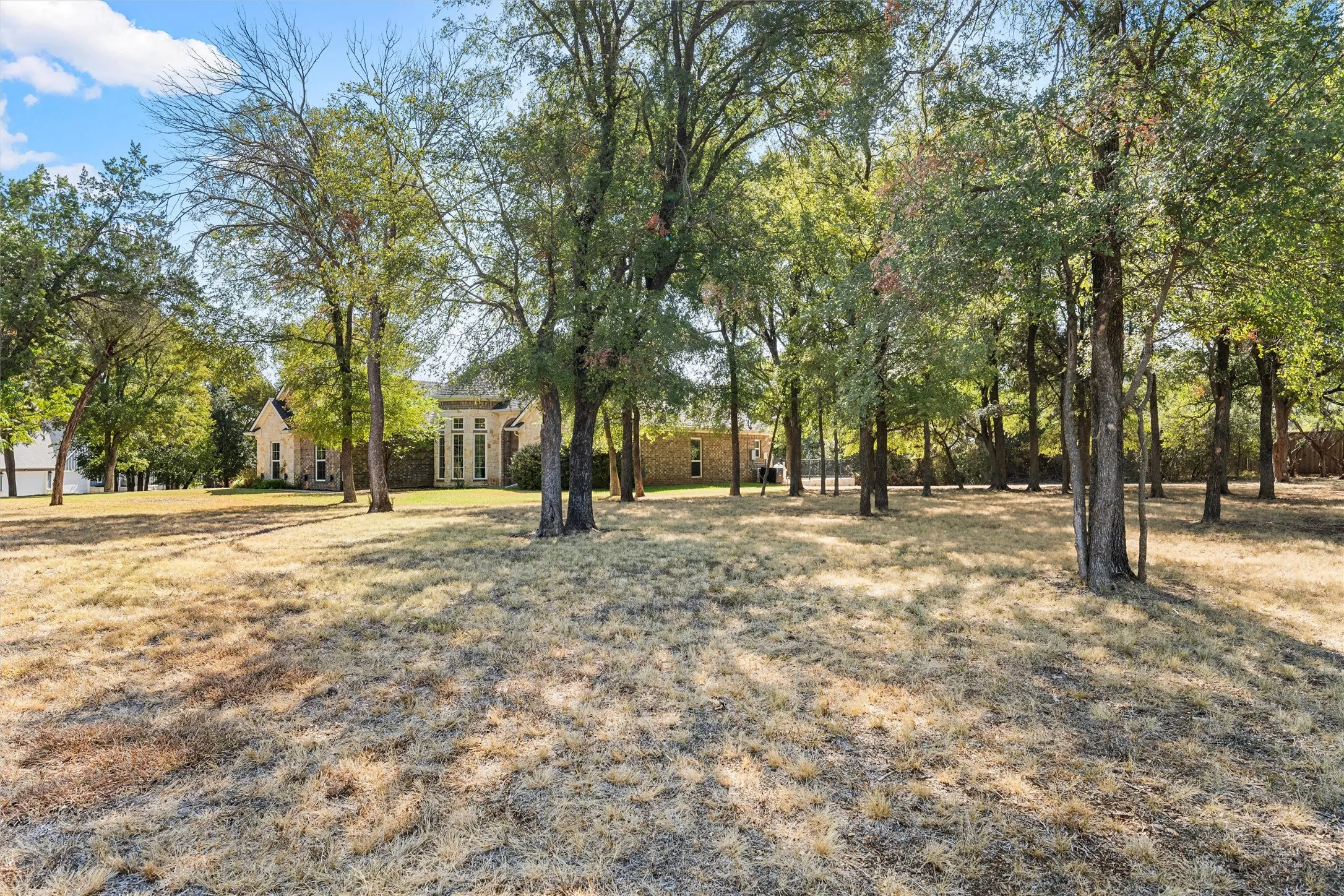Single Family Residence For Sale in Mc Lennan County , 580 Whispering Oaks, China Spring, Texas 76633, 4 Bedroom, 3 Bathroom, 2 Garage spaces, 2,407 Sqft, built in 2017, mls#21383135, Real Estate Agent in China Spring, Homes For Sale in Mc Lennan county, Homes For Sale in China Spring, Realtor in China Spring Texas, Real Estate Brokerage Independent Realty Texas, Luminita Cordes Realtor