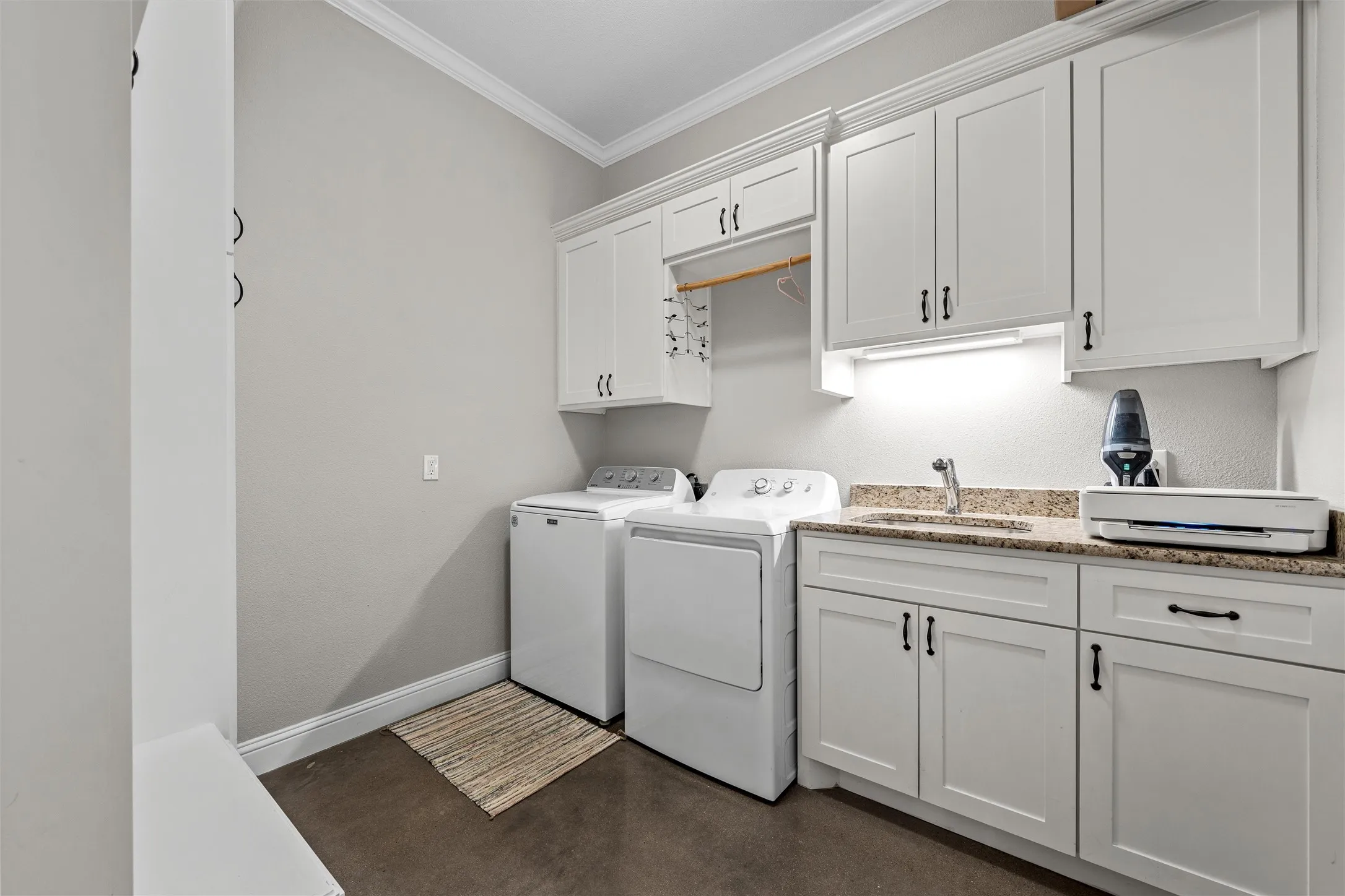 Single Family Residence For Sale in Mc Lennan County , 580 Whispering Oaks, China Spring, Texas 76633, 4 Bedroom, 3 Bathroom, 2 Garage spaces, 2,407 Sqft, built in 2017, mls#21383135, Real Estate Agent in China Spring, Homes For Sale in Mc Lennan county, Homes For Sale in China Spring, Realtor in China Spring Texas, Real Estate Brokerage Independent Realty Texas, Luminita Cordes Realtor