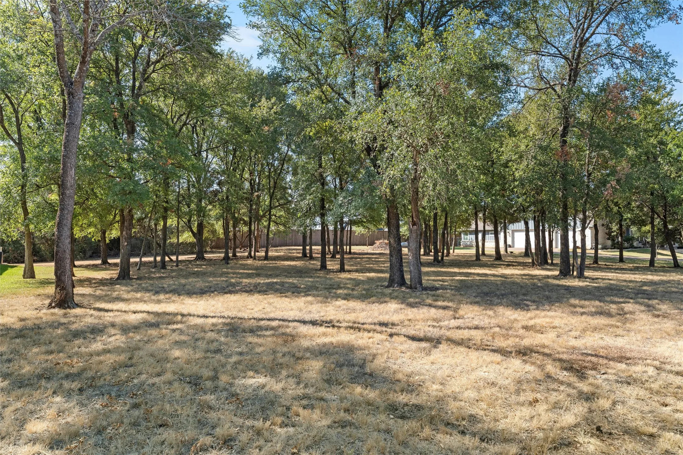 Single Family Residence For Sale in Mc Lennan County , 580 Whispering Oaks, China Spring, Texas 76633, 4 Bedroom, 3 Bathroom, 2 Garage spaces, 2,407 Sqft, built in 2017, mls#21383135, Real Estate Agent in China Spring, Homes For Sale in Mc Lennan county, Homes For Sale in China Spring, Realtor in China Spring Texas, Real Estate Brokerage Independent Realty Texas, Luminita Cordes Realtor