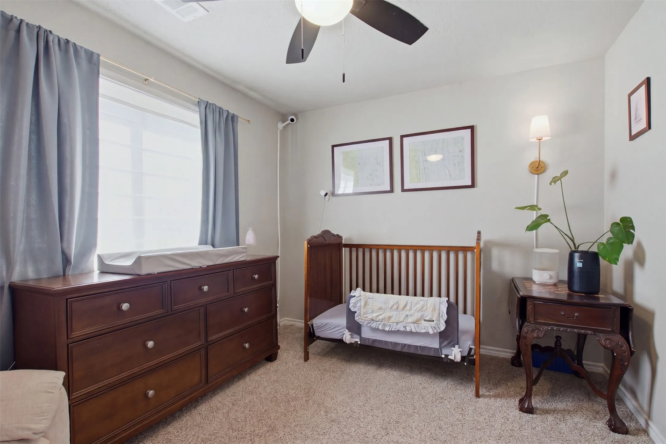 Single Family Residence For Sale in Tarrant County , 10117 Leatherwood Drive, Fort Worth, Texas 76108, 3 Bedroom, 2 Bathroom, 2 Garage spaces, 1,323 Sqft, built in 1987, mls#21381486, Real Estate Agent in Fort Worth, Homes For Sale in Tarrant county, Homes For Sale in Fort Worth, Realtor in Fort Worth Texas, Real Estate Brokerage Independent Realty Texas, Luminita Cordes Realtor