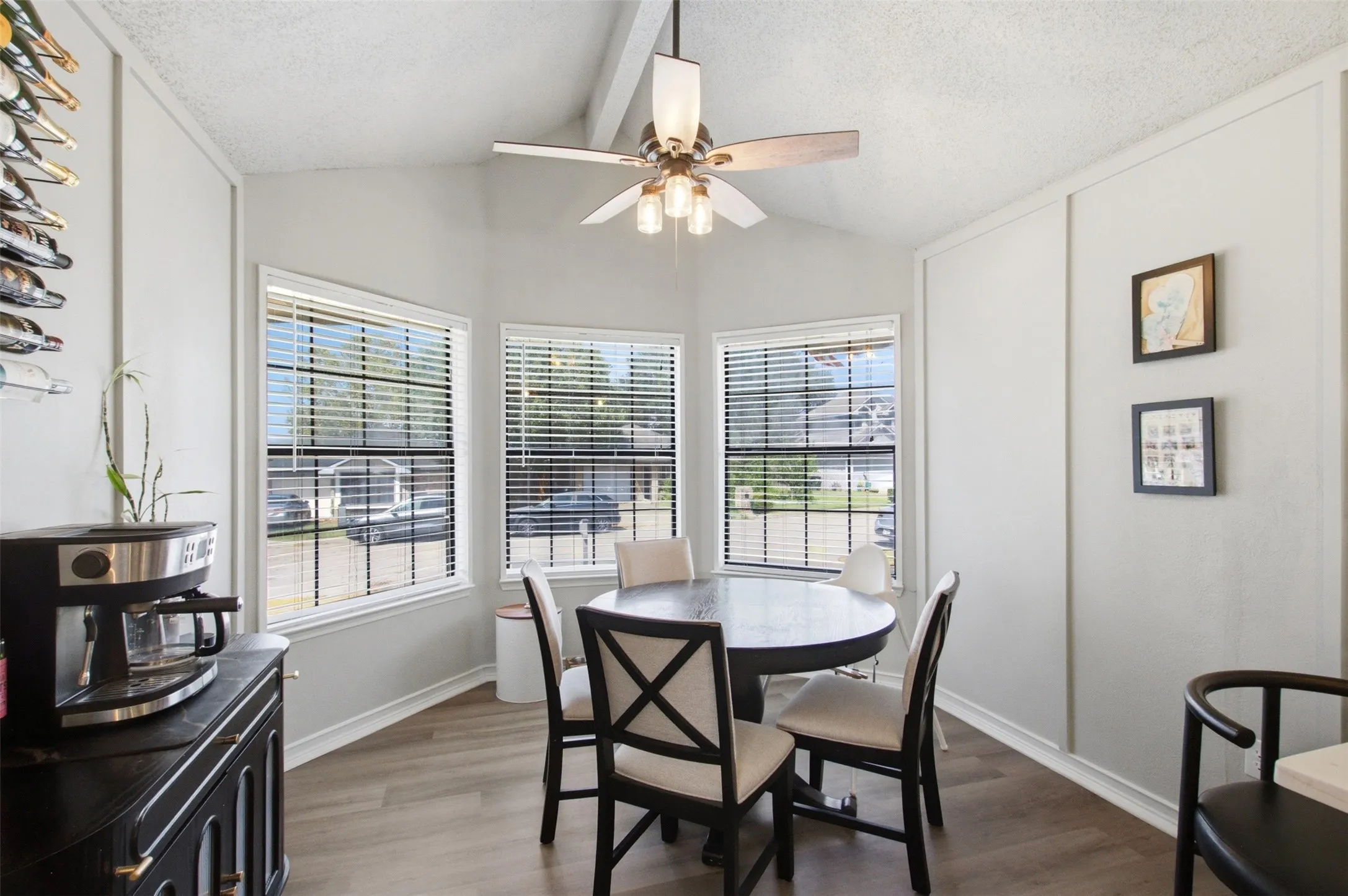 Single Family Residence For Sale in Tarrant County , 10117 Leatherwood Drive, Fort Worth, Texas 76108, 3 Bedroom, 2 Bathroom, 2 Garage spaces, 1,323 Sqft, built in 1987, mls#21381486, Real Estate Agent in Fort Worth, Homes For Sale in Tarrant county, Homes For Sale in Fort Worth, Realtor in Fort Worth Texas, Real Estate Brokerage Independent Realty Texas, Luminita Cordes Realtor