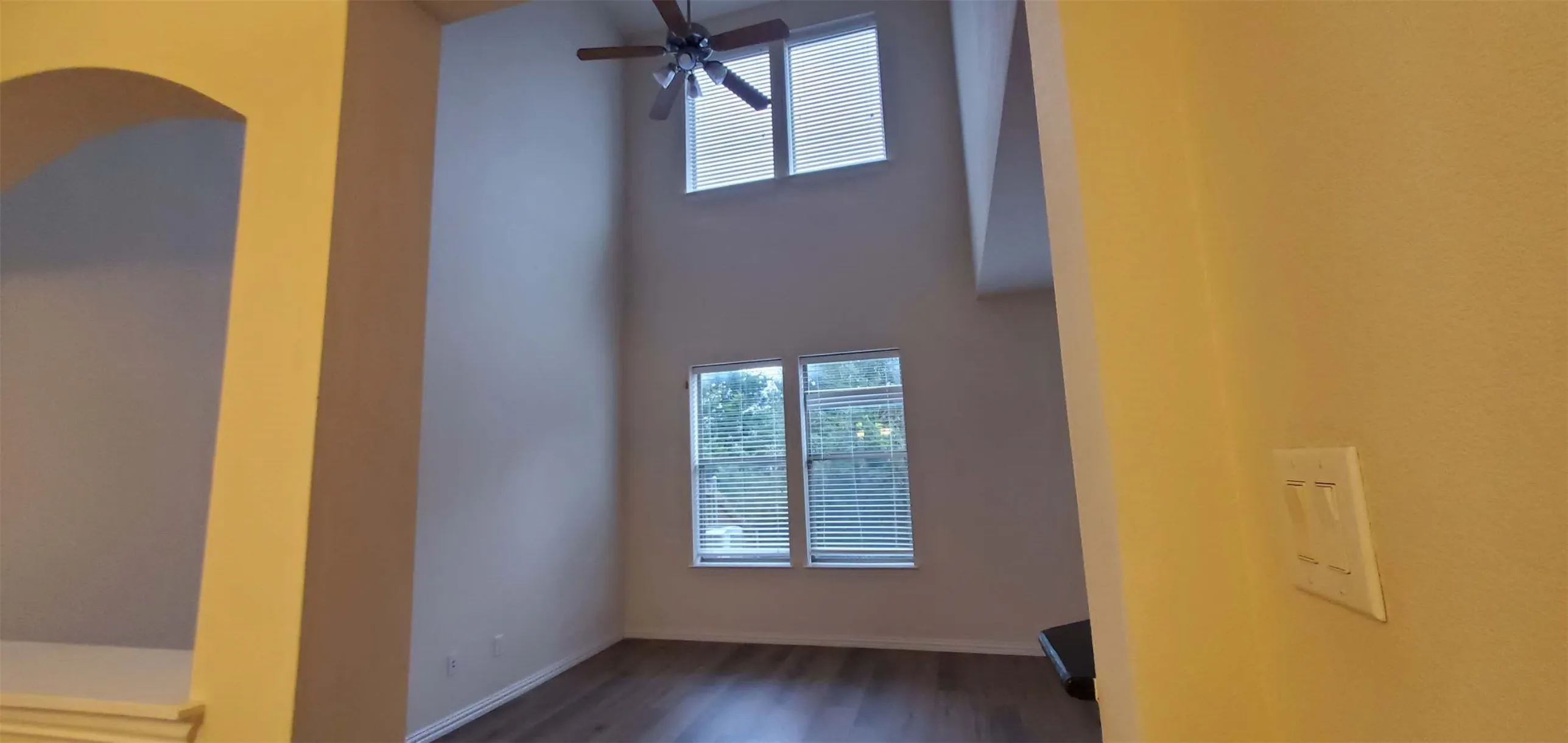 Townhouse For Rent in Dallas County , 145 Sonoma Creek Lane, Richardson, Texas 75081, 2 Bedroom, 3 Bathroom, 2 Garage spaces, 1,685 Sqft, built in 2006, mls#21383222, Real Estate Agent in Richardson, Homes For Rent in Dallas county, Homes For Rent in Richardson, Realtor in Richardson Texas, Real Estate Brokerage Independent Realty Texas, Luminita Cordes Realtor