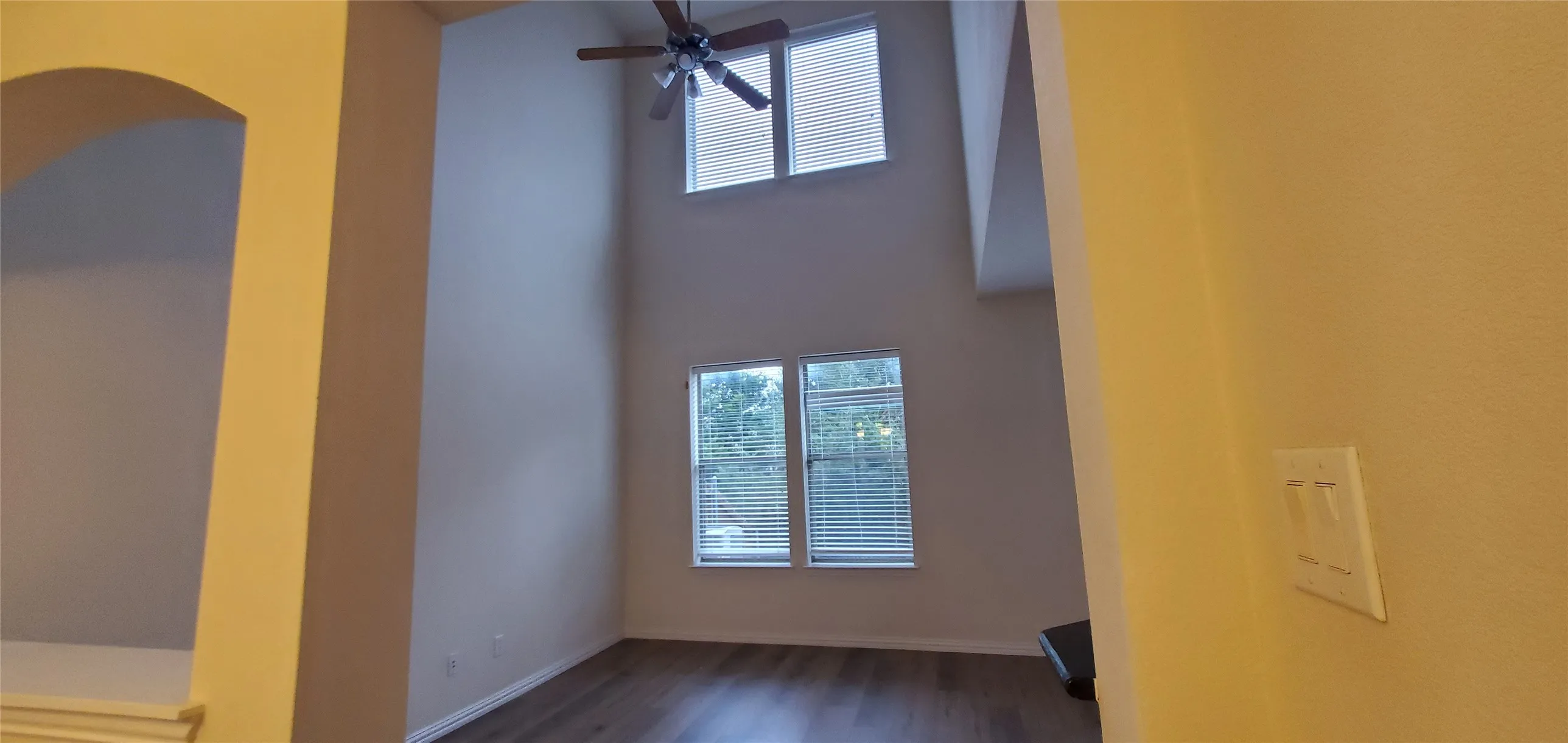 Townhouse For Rent in Dallas County , 145 Sonoma Creek Lane, Richardson, Texas 75081, 2 Bedroom, 3 Bathroom, 2 Garage spaces, 1,685 Sqft, built in 2006, mls#21383222, Real Estate Agent in Richardson, Homes For Rent in Dallas county, Homes For Rent in Richardson, Realtor in Richardson Texas, Real Estate Brokerage Independent Realty Texas, Luminita Cordes Realtor