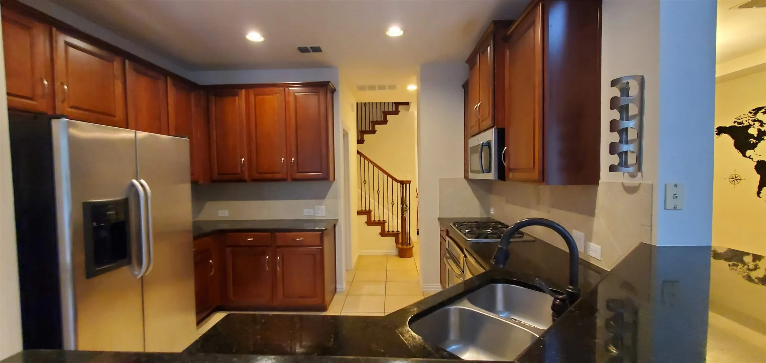 Townhouse For Rent in Dallas County , 145 Sonoma Creek Lane, Richardson, Texas 75081, 2 Bedroom, 3 Bathroom, 2 Garage spaces, 1,685 Sqft, built in 2006, mls#21383222, Real Estate Agent in Richardson, Homes For Rent in Dallas county, Homes For Rent in Richardson, Realtor in Richardson Texas, Real Estate Brokerage Independent Realty Texas, Luminita Cordes Realtor
