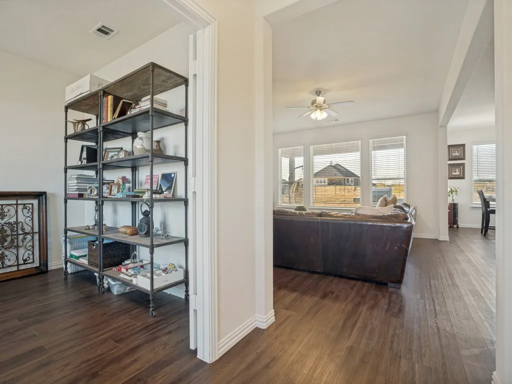 Single Family Residence For Sale in Wise County , 145 Prairie Meadows Court, Rhome, Texas 76078, 3 Bedroom, 2 Bathroom, 2 Garage spaces, 2,032 Sqft, built in 2021, mls#21382172, Real Estate Agent in Rhome, Homes For Sale in Wise county, Homes For Sale in Rhome, Realtor in Rhome Texas, Real Estate Brokerage Independent Realty Texas, Luminita Cordes Realtor