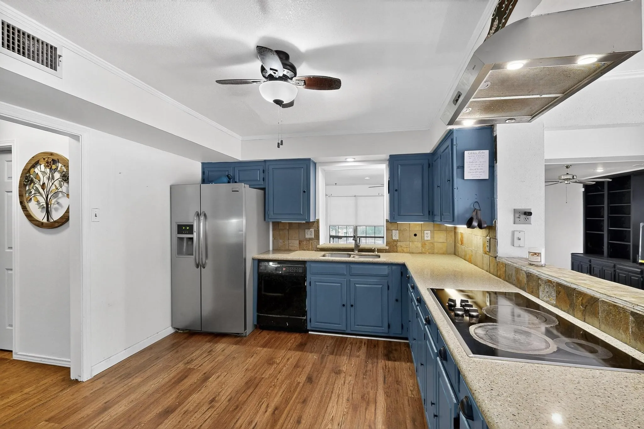very open functional space with open serving bar